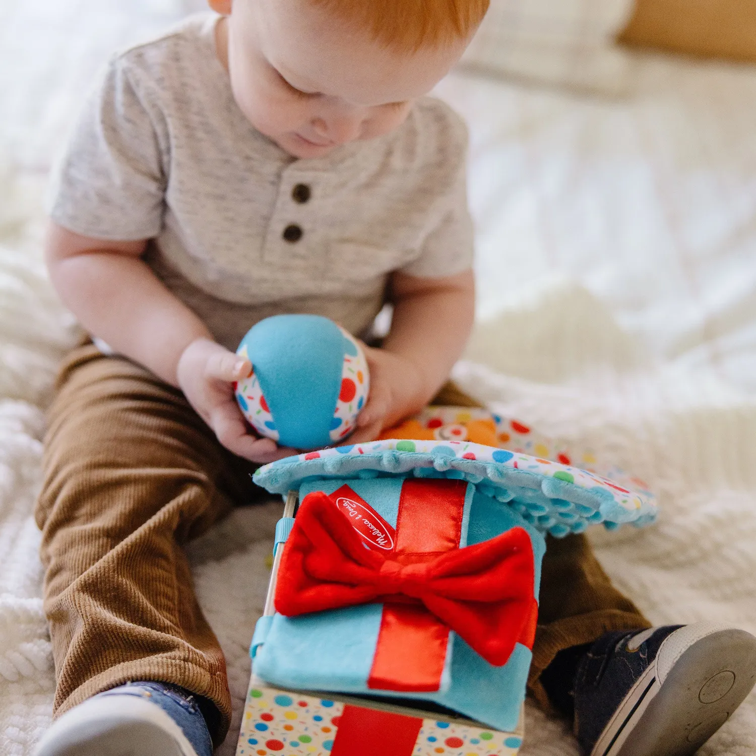 Melissa & Doug Geschenkbox Holz Babyspielzeug Textur