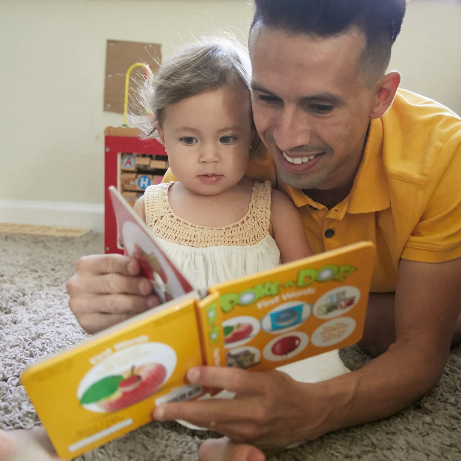 Melissa & Doug Poke-a-Dot First Words Pappbuch ab 1 Jahr