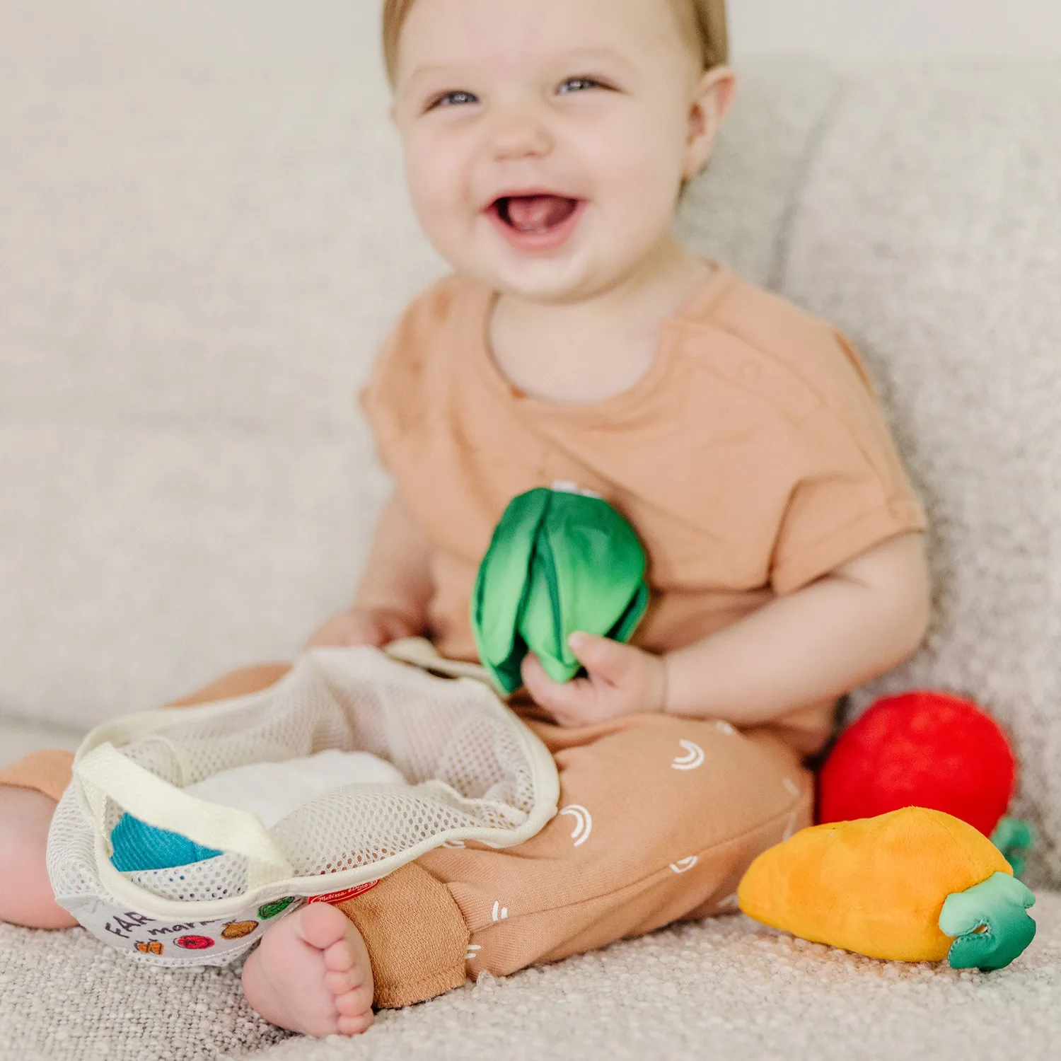 Melissa & Doug Market Basket Fill & Spill Babyspielzeug