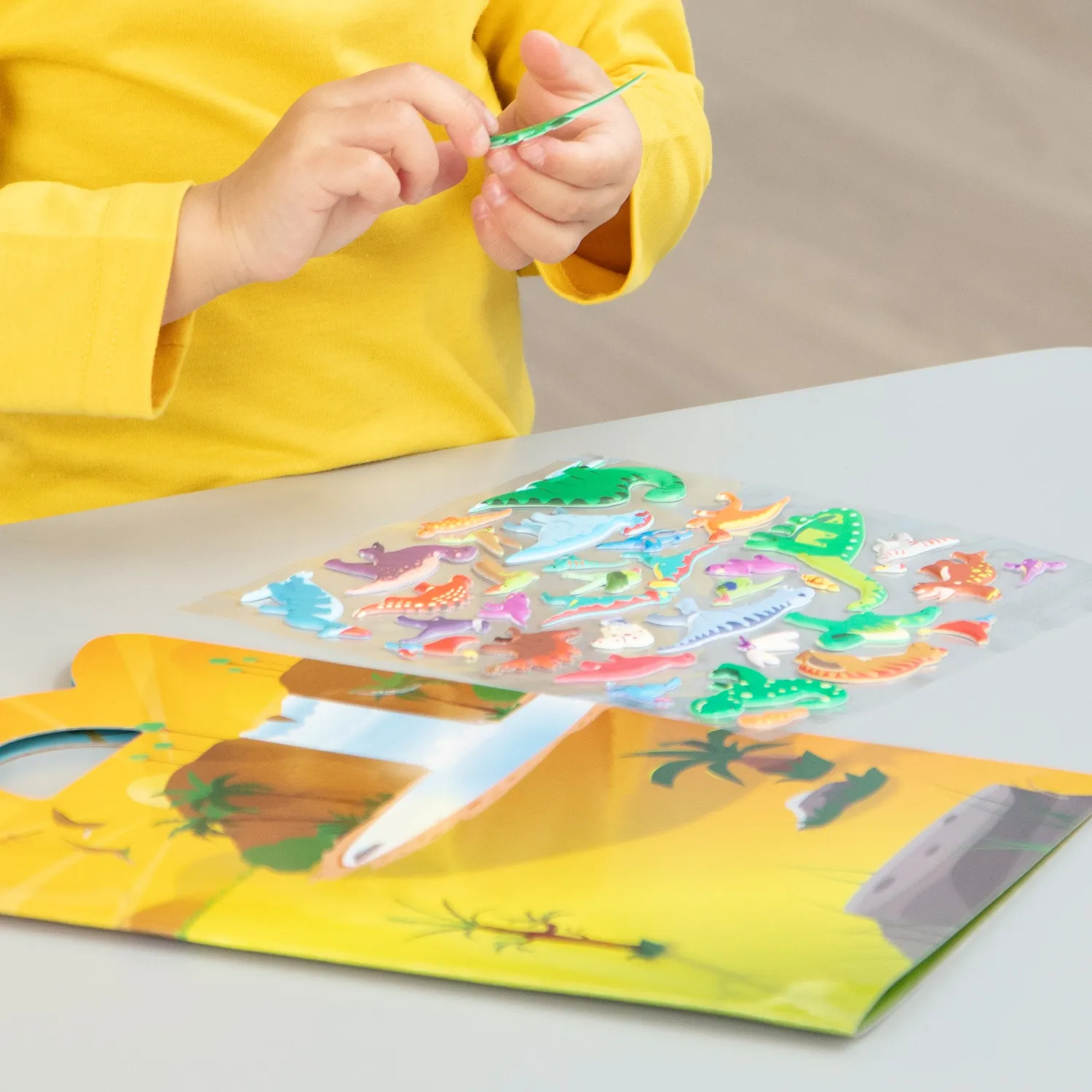 Melissa & Doug Puffy Sticker Dinosaurier 36 Sticker mit Tafel