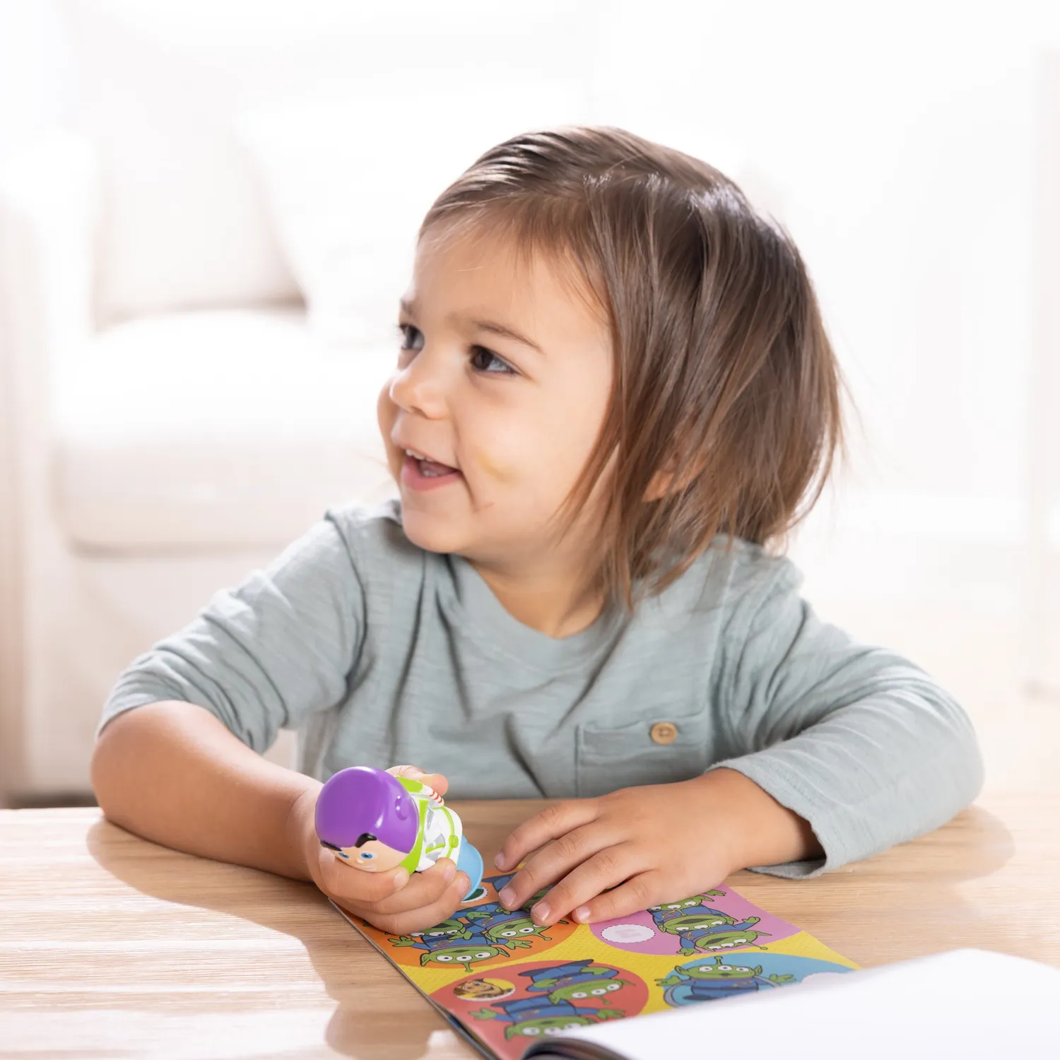 Melissa & Doug Sticker WOW! Buzz Lightyear Stickerbuch