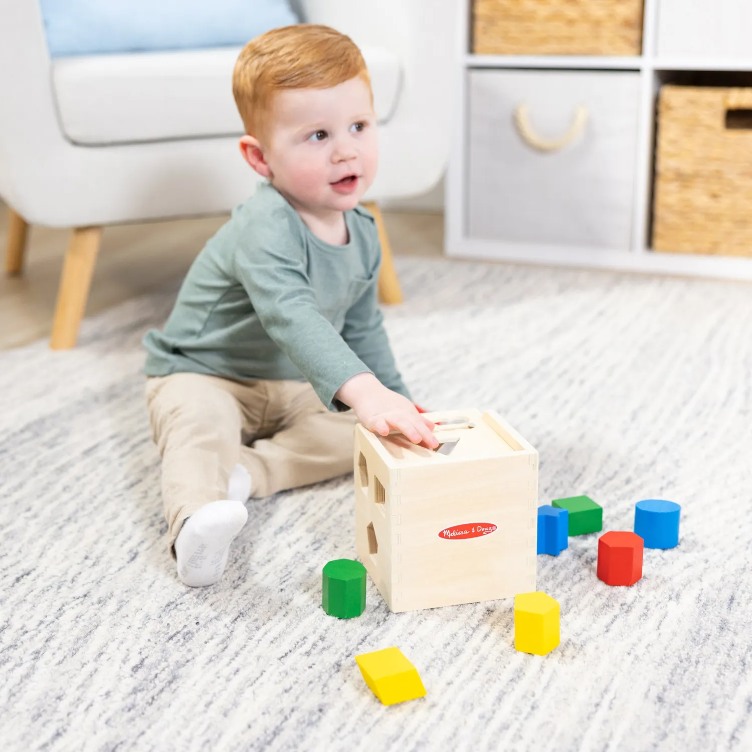 Melissa & Doug Shape-Sorting Formenwürfel Holz 12 Formen