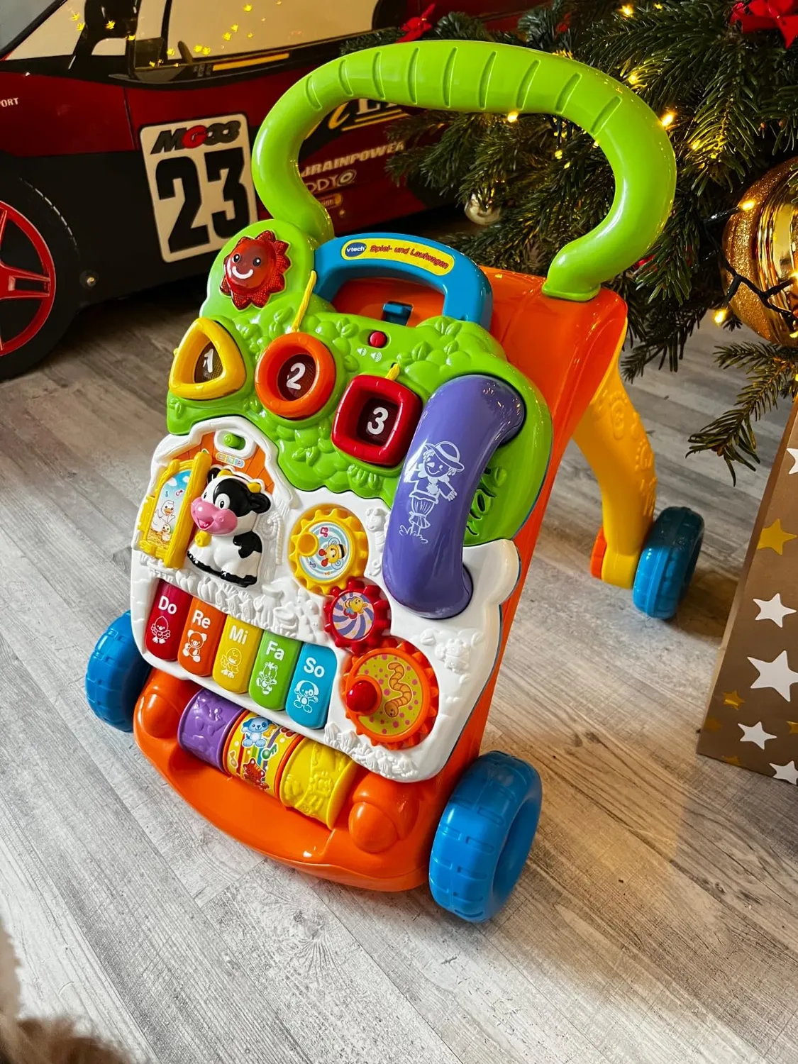VTech Spiel- und Laufwagen Lauflernhilfe mit Spielboard