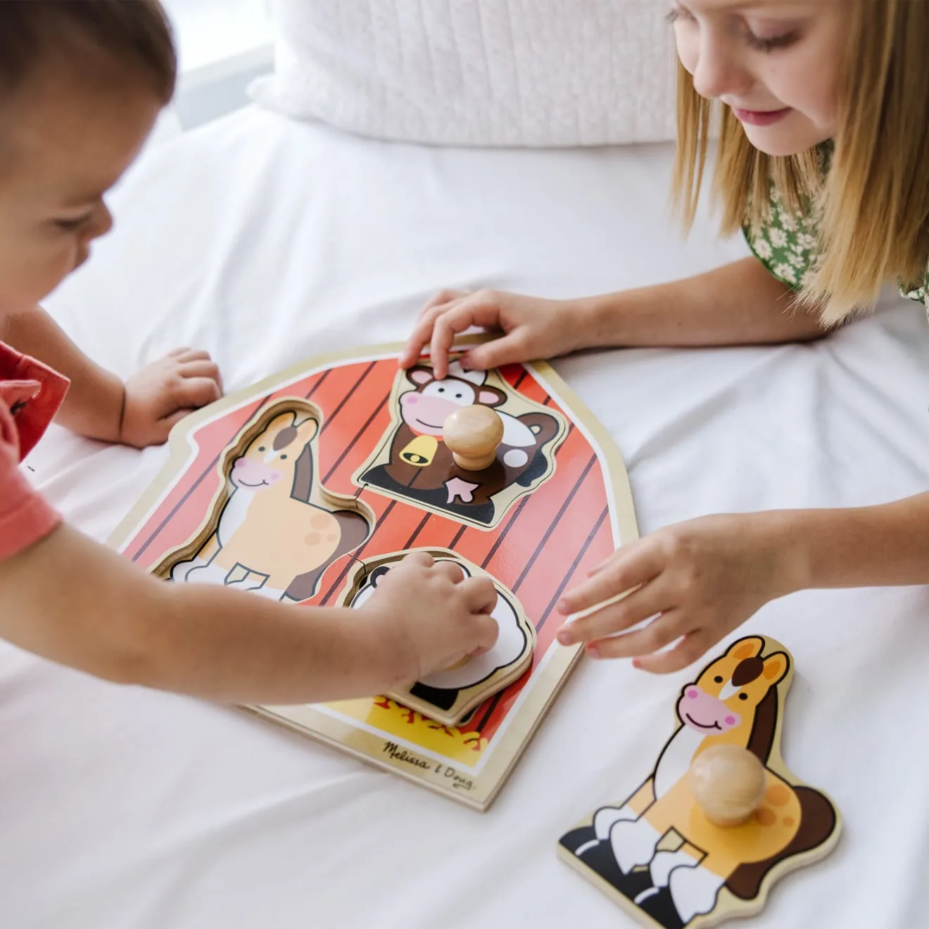 Melissa & Doug Barnyard Knopfpuzzle Holz 3 Teile Bauernhof