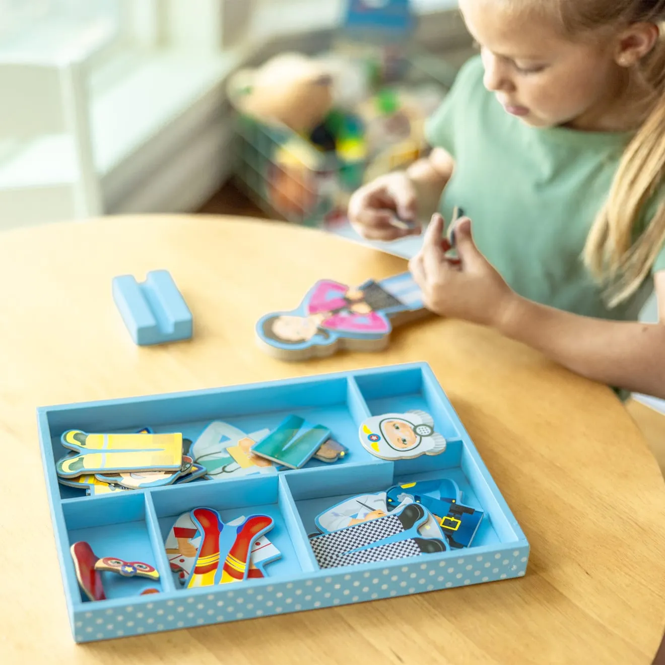 Melissa and Doug Julia Anziehfigur Magnetspiel Berufe 24tlg