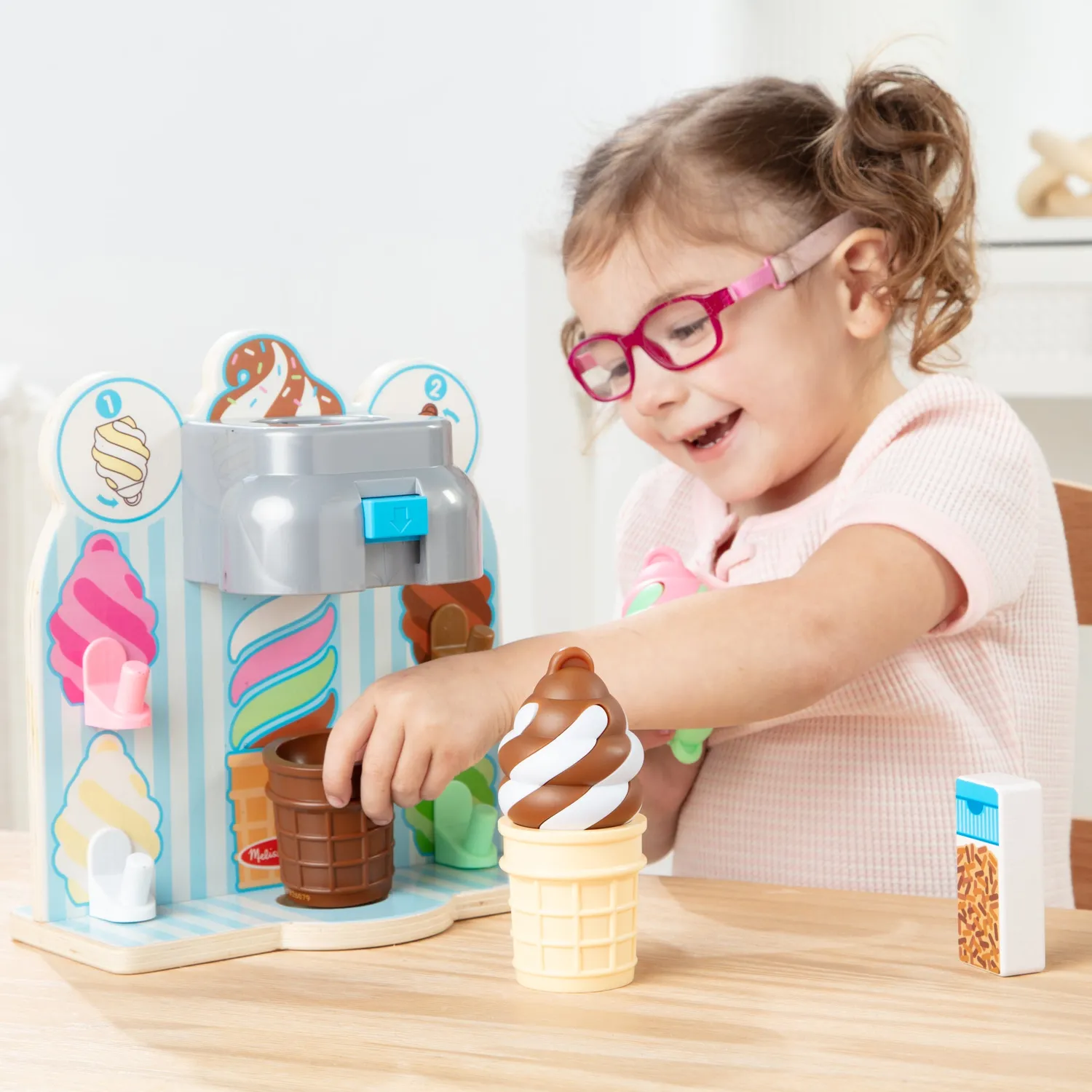 Melissa & Doug Swirl and Serve Eis Set Holz 7-teilig