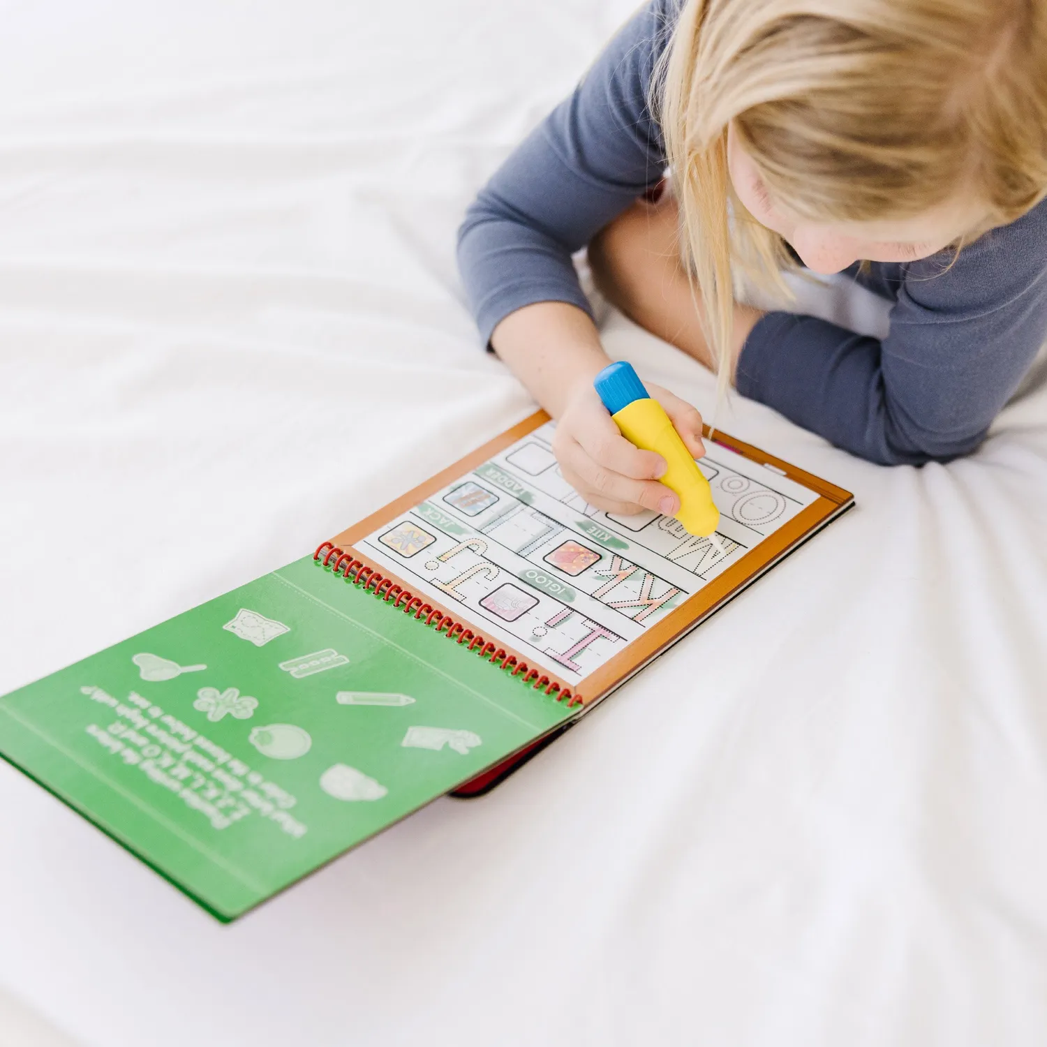 Melissa & Doug Water Wow Alphabet Wassermalbuch
