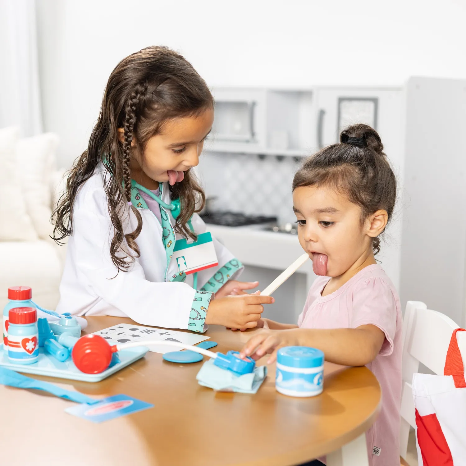 Melissa & Doug Get Well Doctor Arzt-Set 2-tlg Verkleidung + Koffer