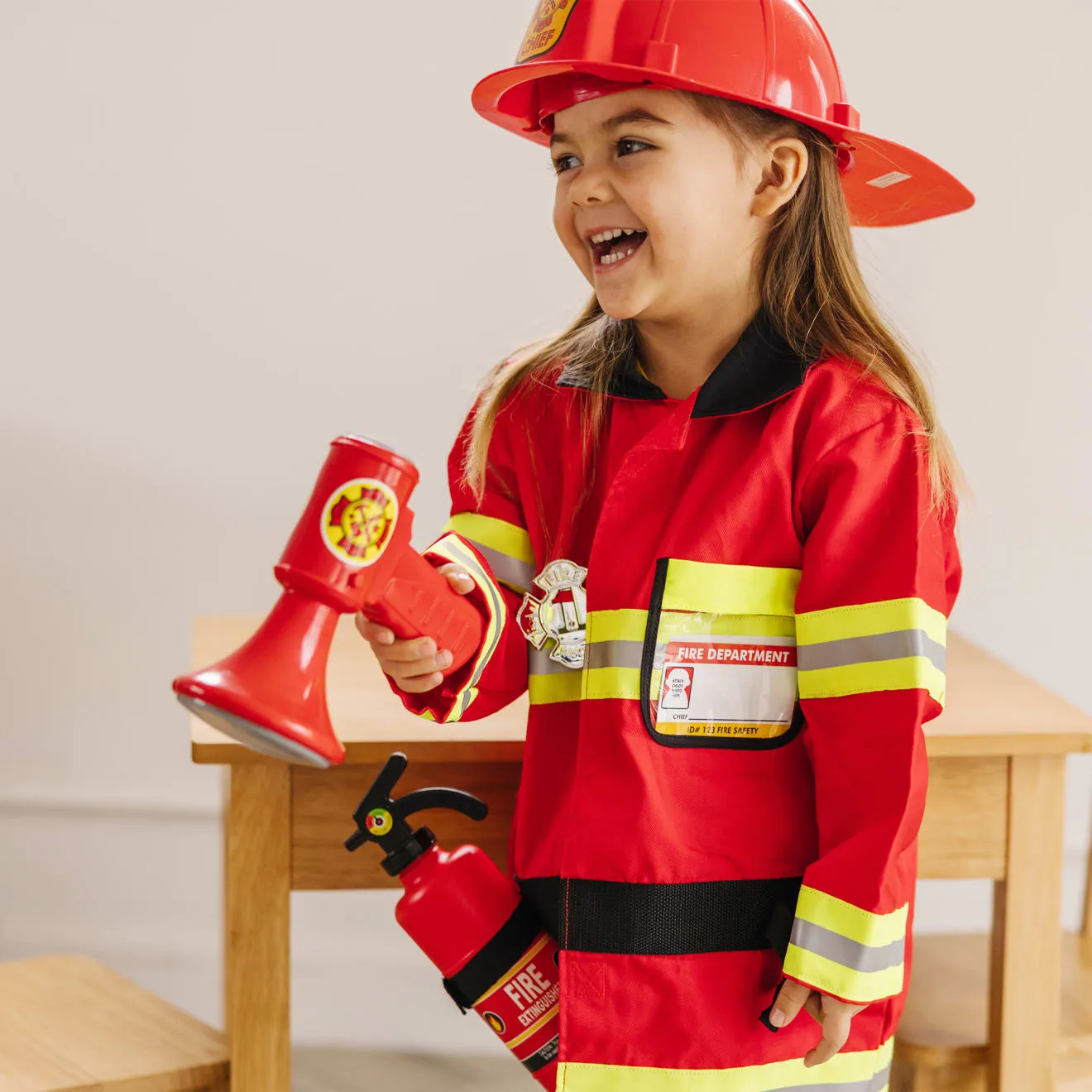 Melissa & Doug Fire Chief Feuerwehrkostüm Set 3-6 Jahre