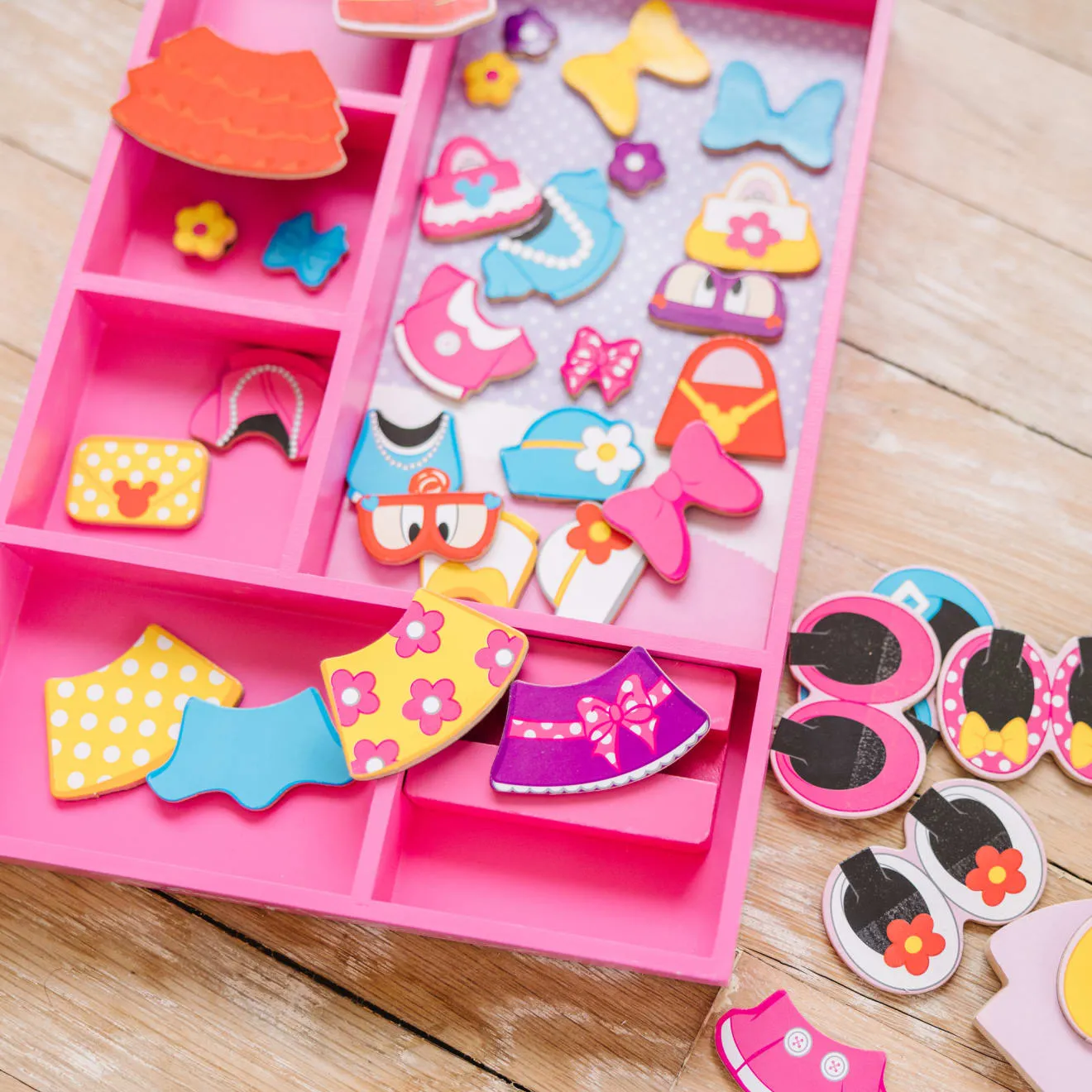 Melissa & Doug Disney Minnie Magnetpuppe Anziehspiel 35 Teile ab 3 Jahren