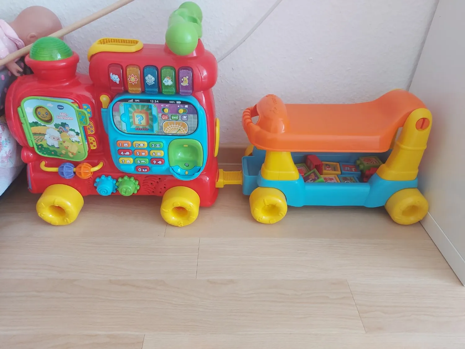 VTech Baby ABC-Eisenbahn Lauflernwagen 12-36 Monate interaktiv