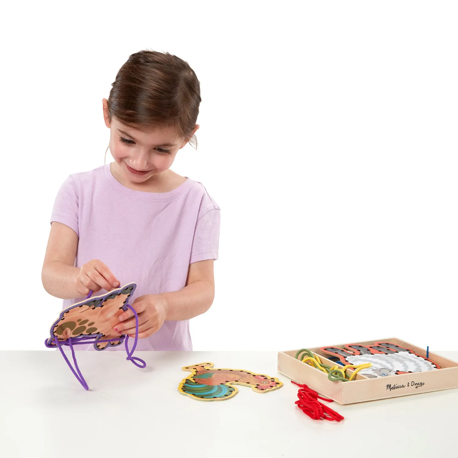 Melissa & Doug Lace & Trace Farm Fädelspiel Holz 5-teilig