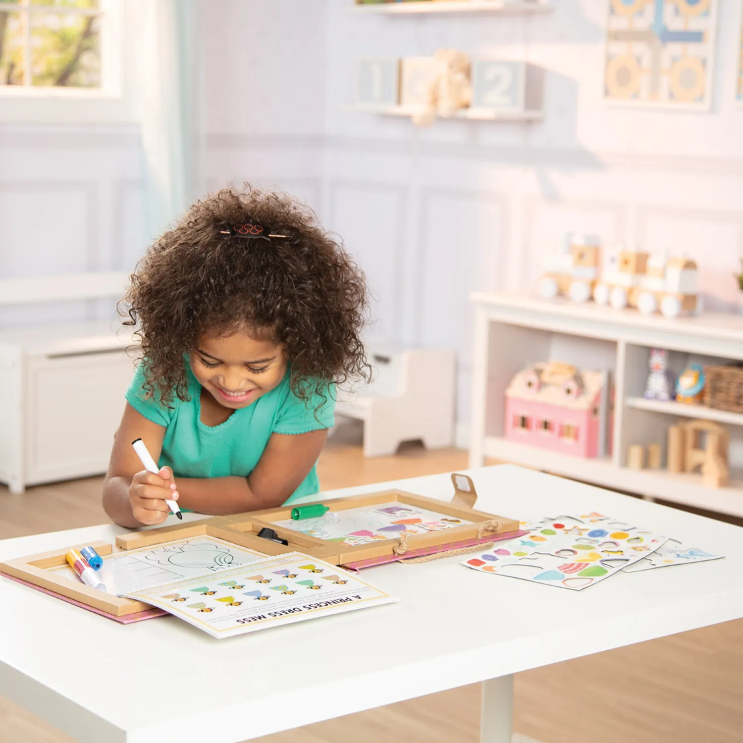 Melissa & Doug Natural Play Princesses Malset magnetisch 54-teilig