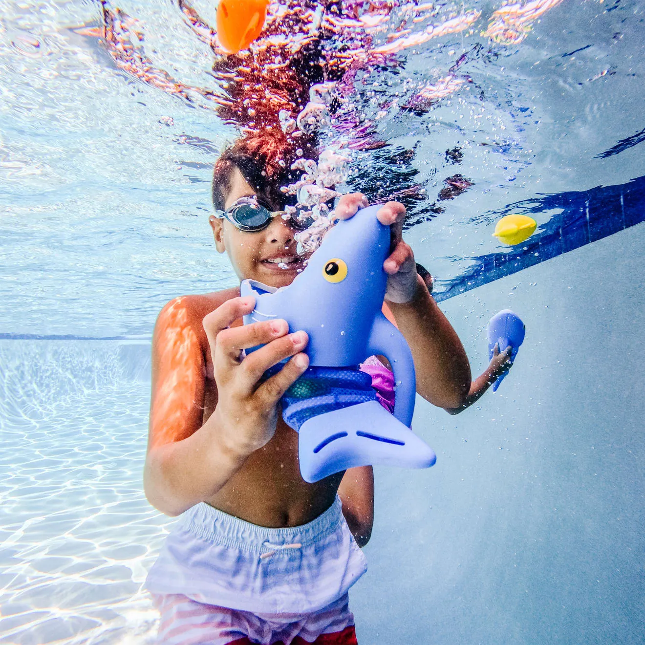 Melissa & Doug Spark Shark Poolspielzeug Hai 8-teilig