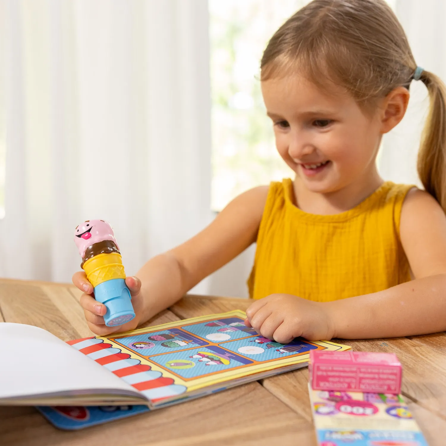 Melissa & Doug Sticker WOW! Ice Cream Sticker-Bundle 500 Sticker