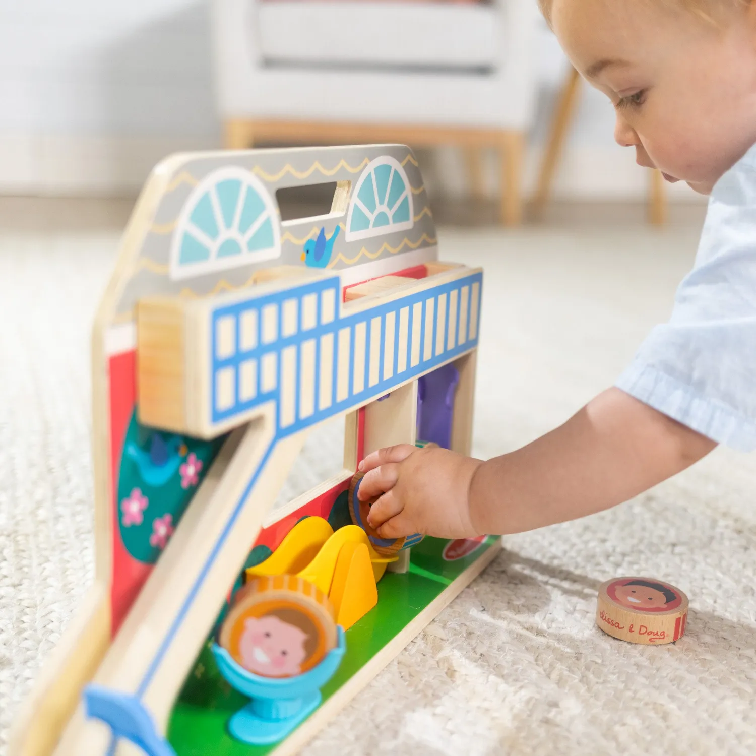 Melissa & Doug GO Tots Schulhof Holzspielzeug ab 12 Monate