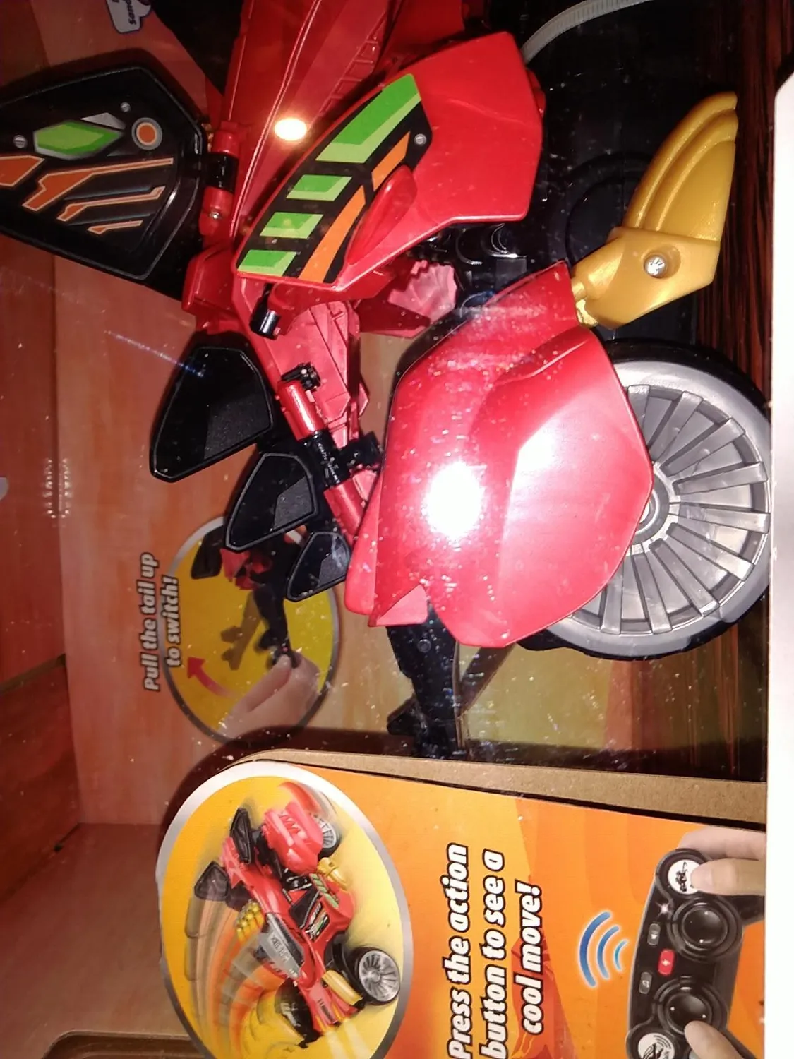 VTech Switch & Go Sandsturm Stegosaurus Dino-Auto RC