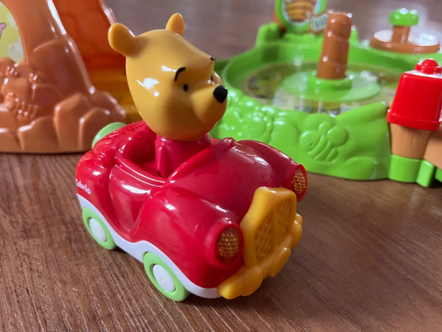 VTech Tut Tut Baby Flitzer Winnie Puuh Spielset Cabrio