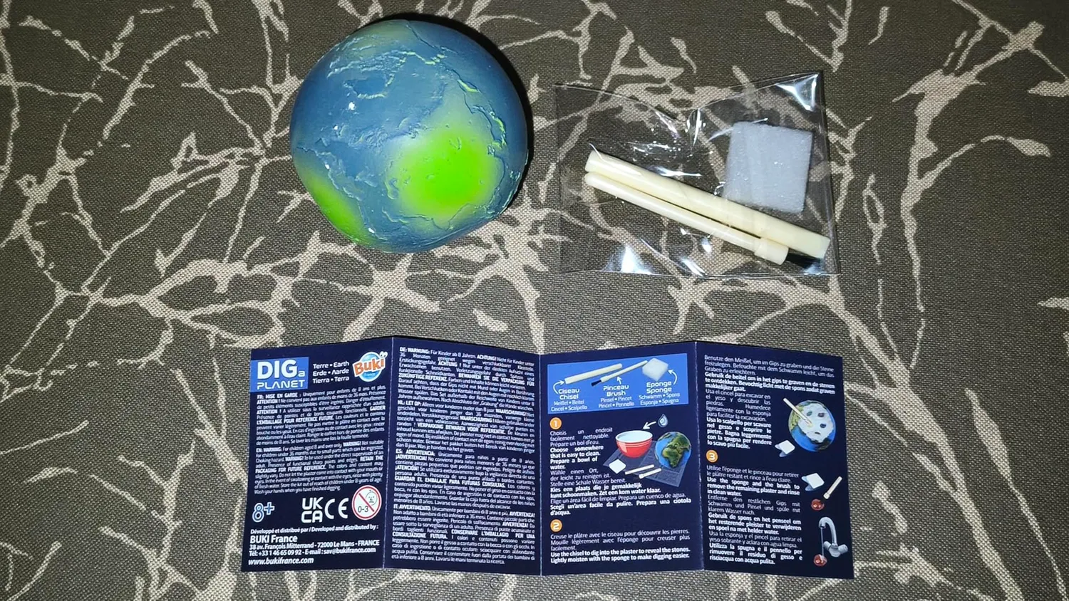 Buki France Dig a Planet Erde Ausgrabungsset 6 Steine