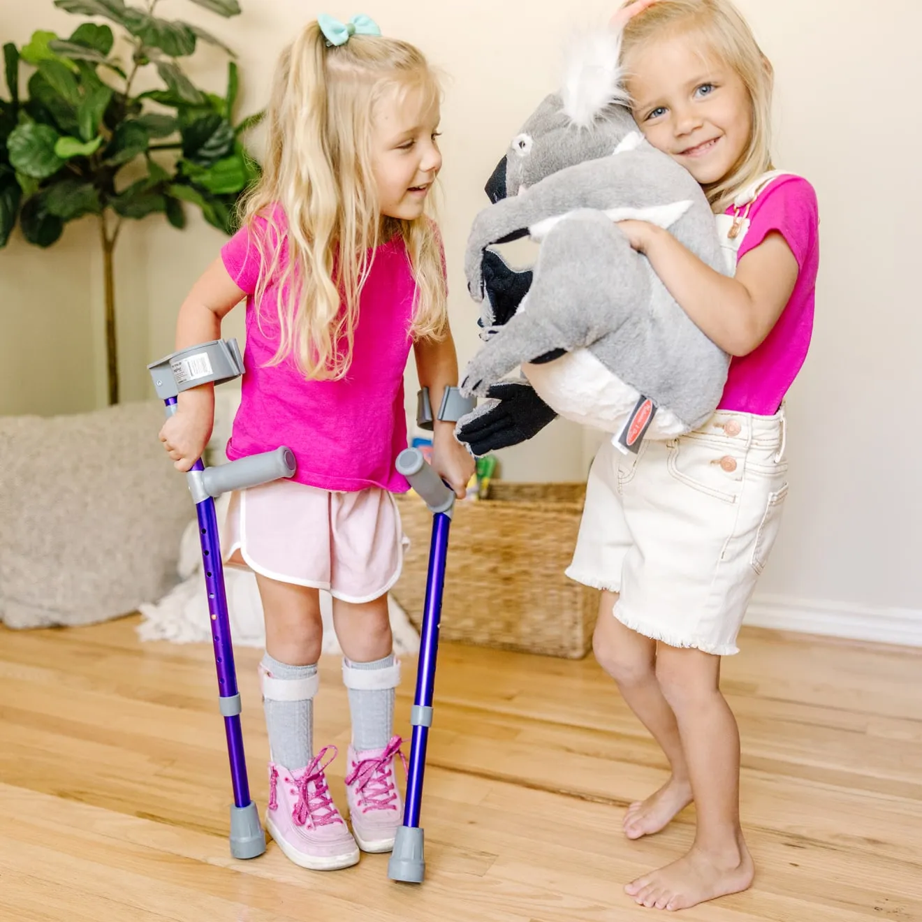 Melissa Doug Lifelike Plush Koala Plüschtier 35 cm grau