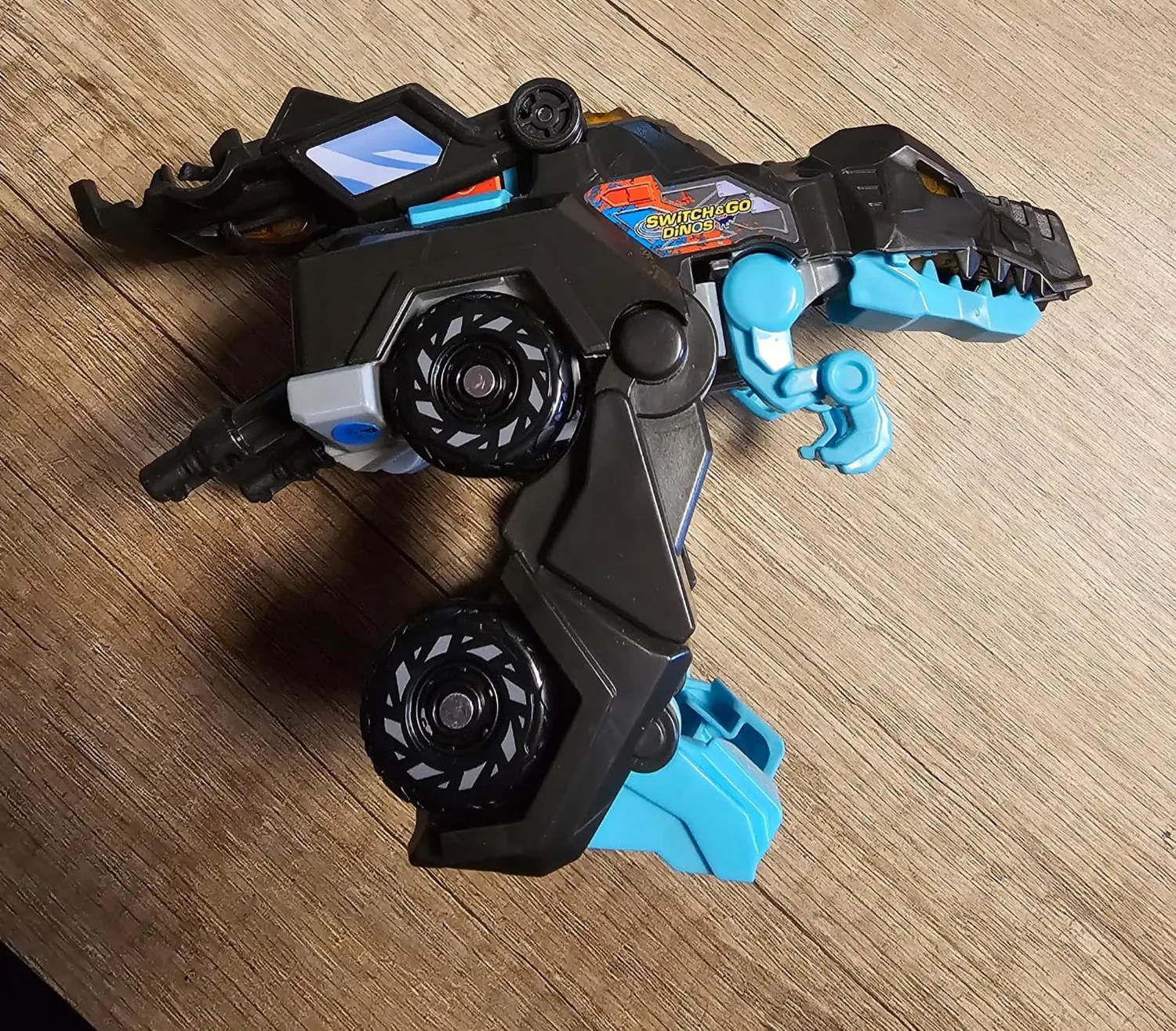 VTech Switch & Go Dinos T-Rex Dino-Auto 2in1 mit Sound