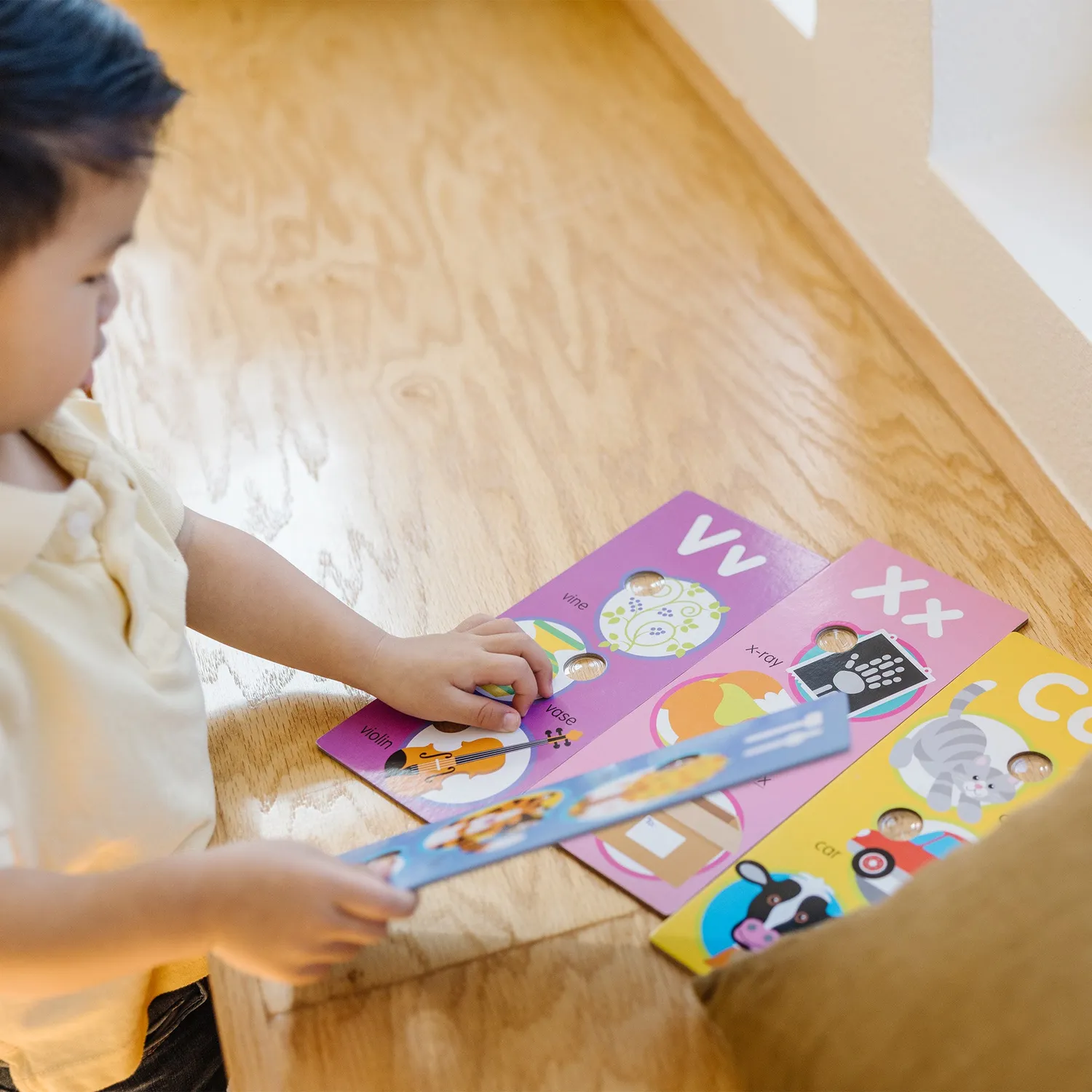 Melissa & Doug Poke-A-Dot Lernkarten Alphabet A-Z