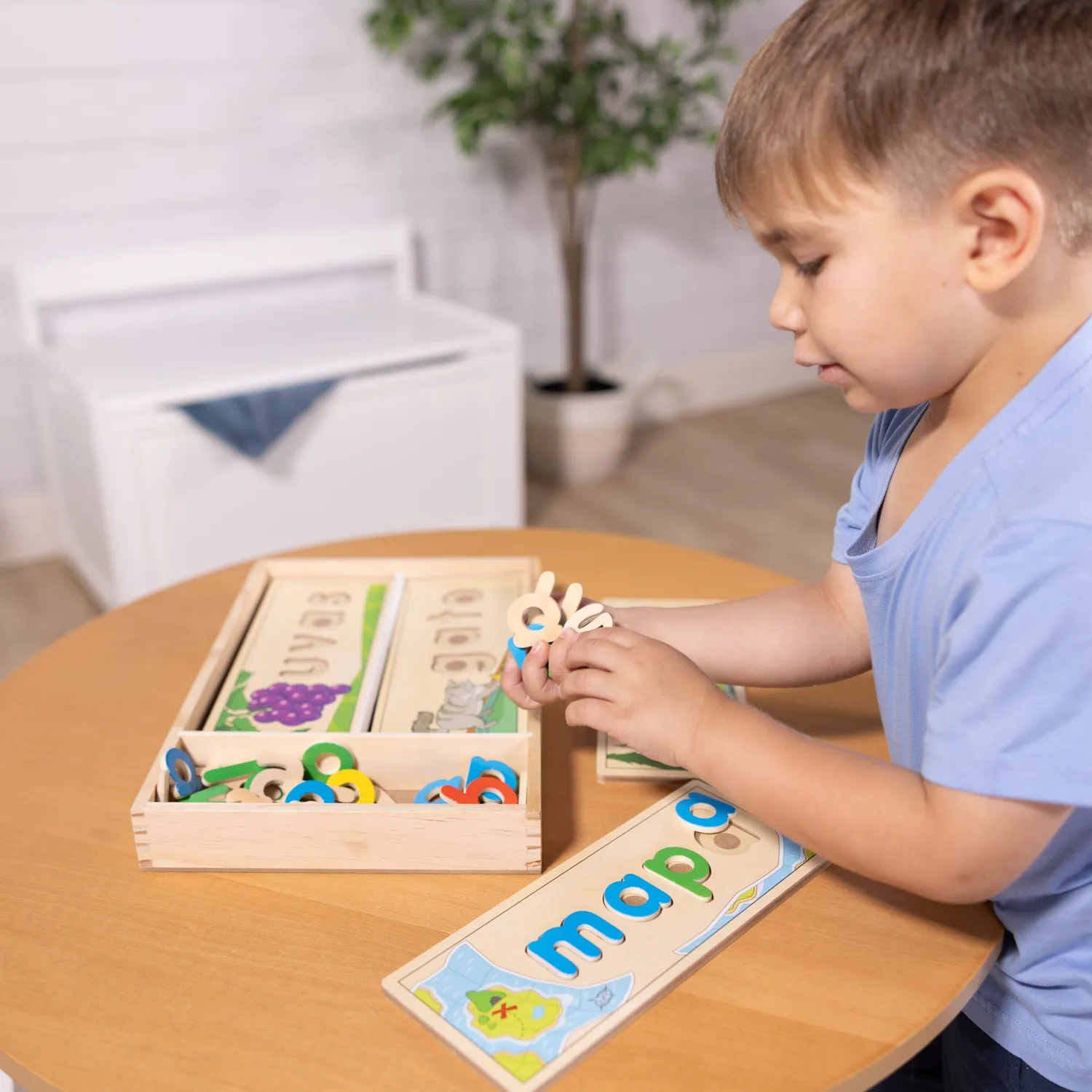 Melissa & Doug Spanish See & Spell Learning Toy Lernpuzzle