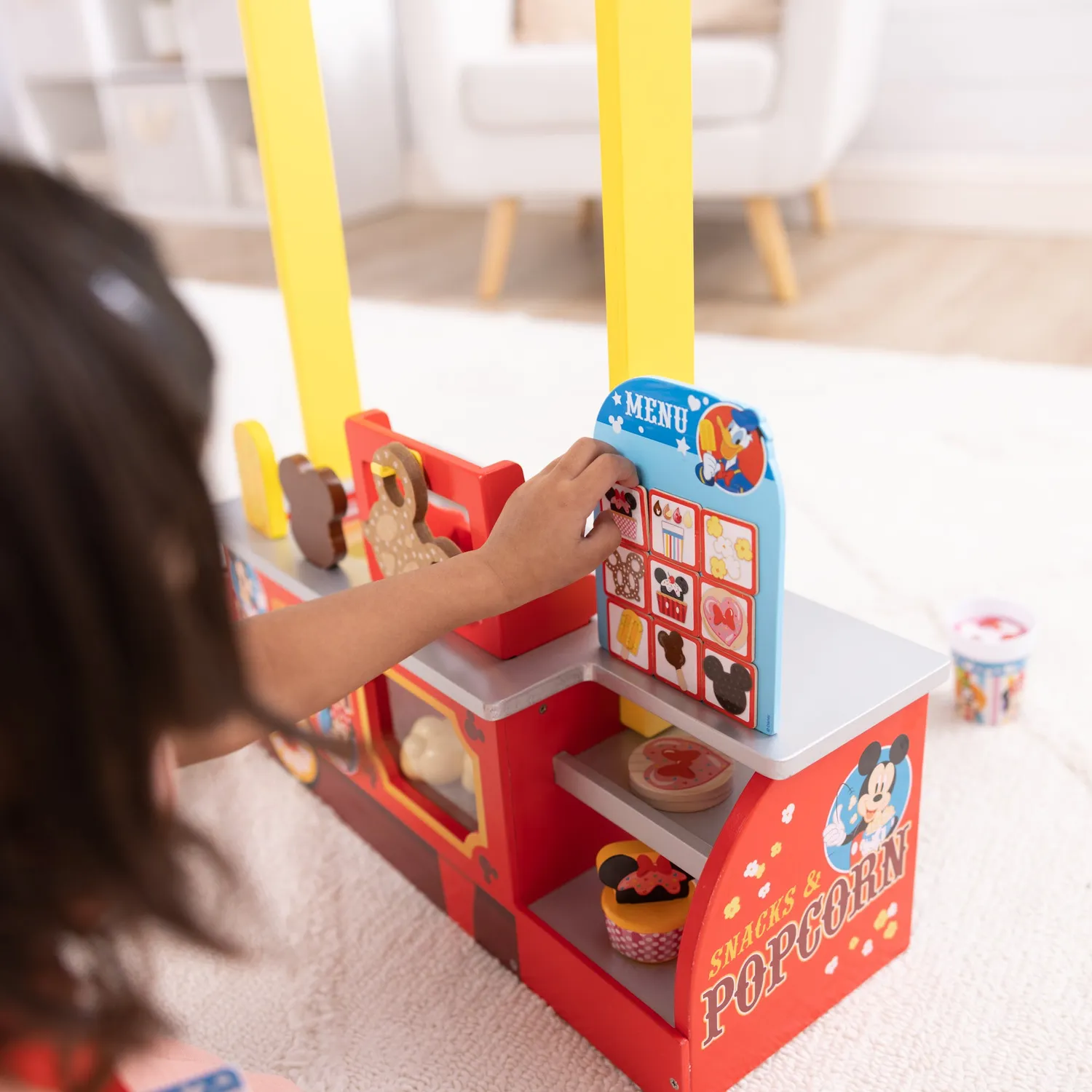 Melissa & Doug Disney Snacks Popcorn Verkaufsstand Holz 33 Teile
