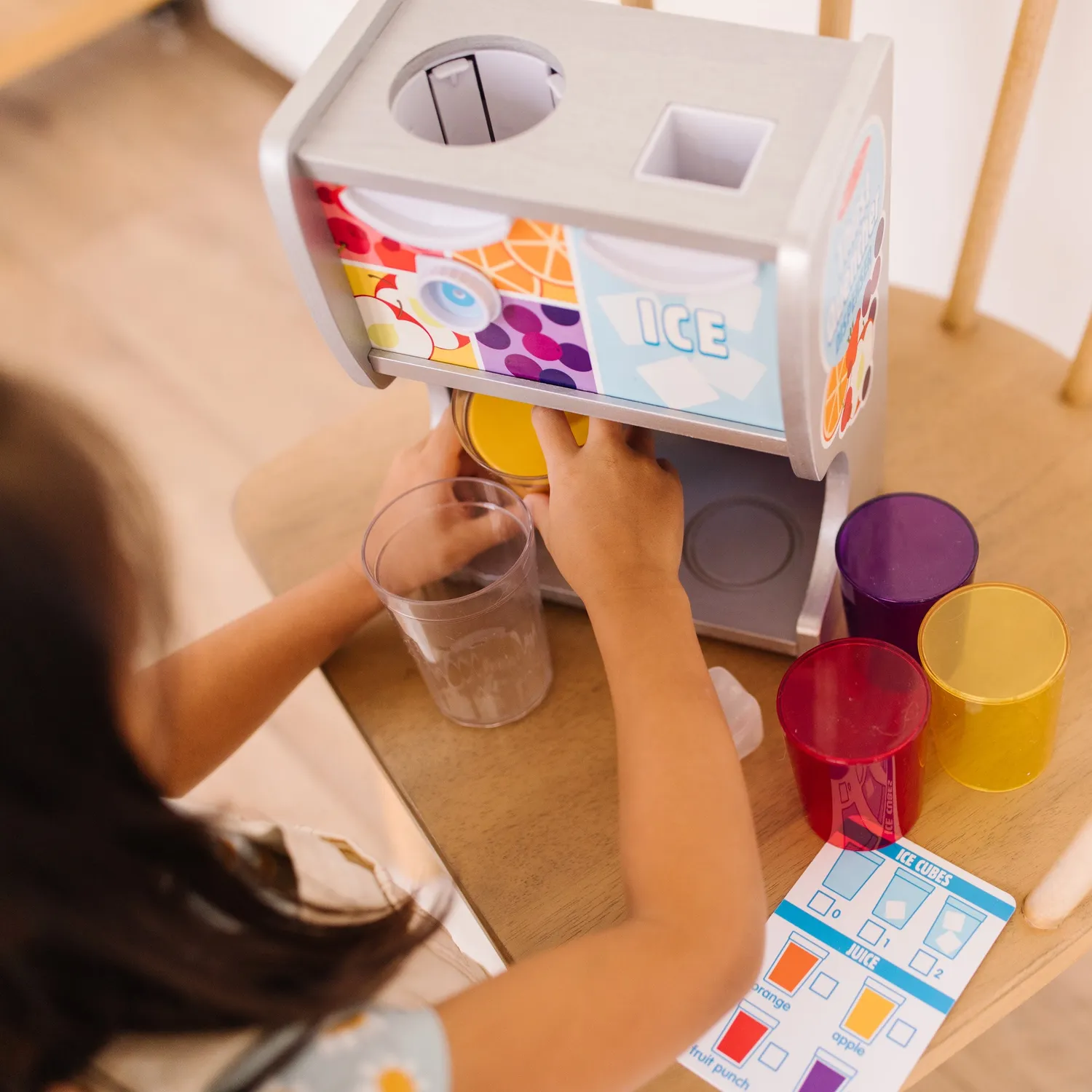 Melissa & Doug Thirst Quencher Getränkespender Holz