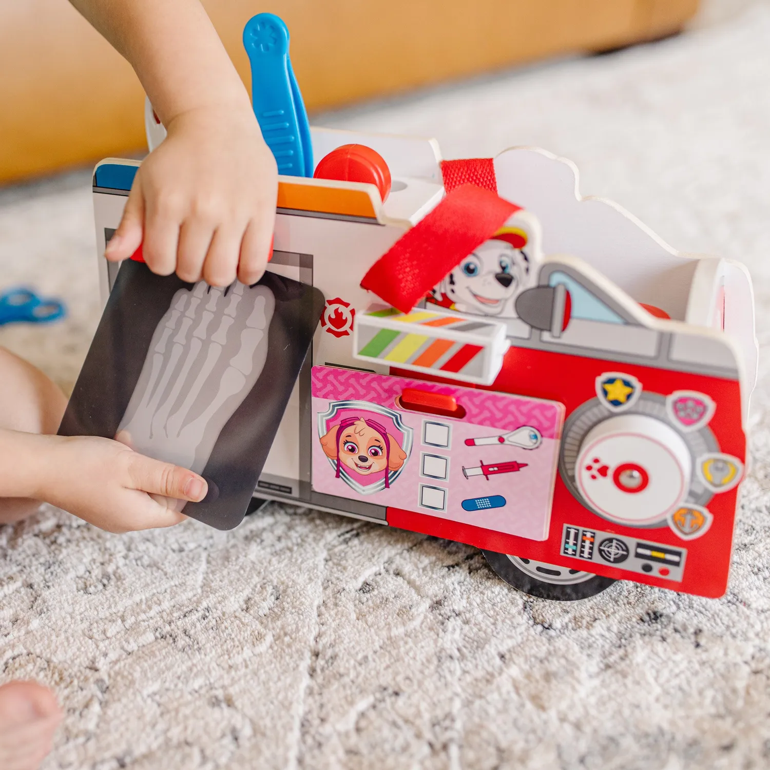 Melissa & Doug PAW Patrol Marshall Arztkoffer Holz 14 Teile