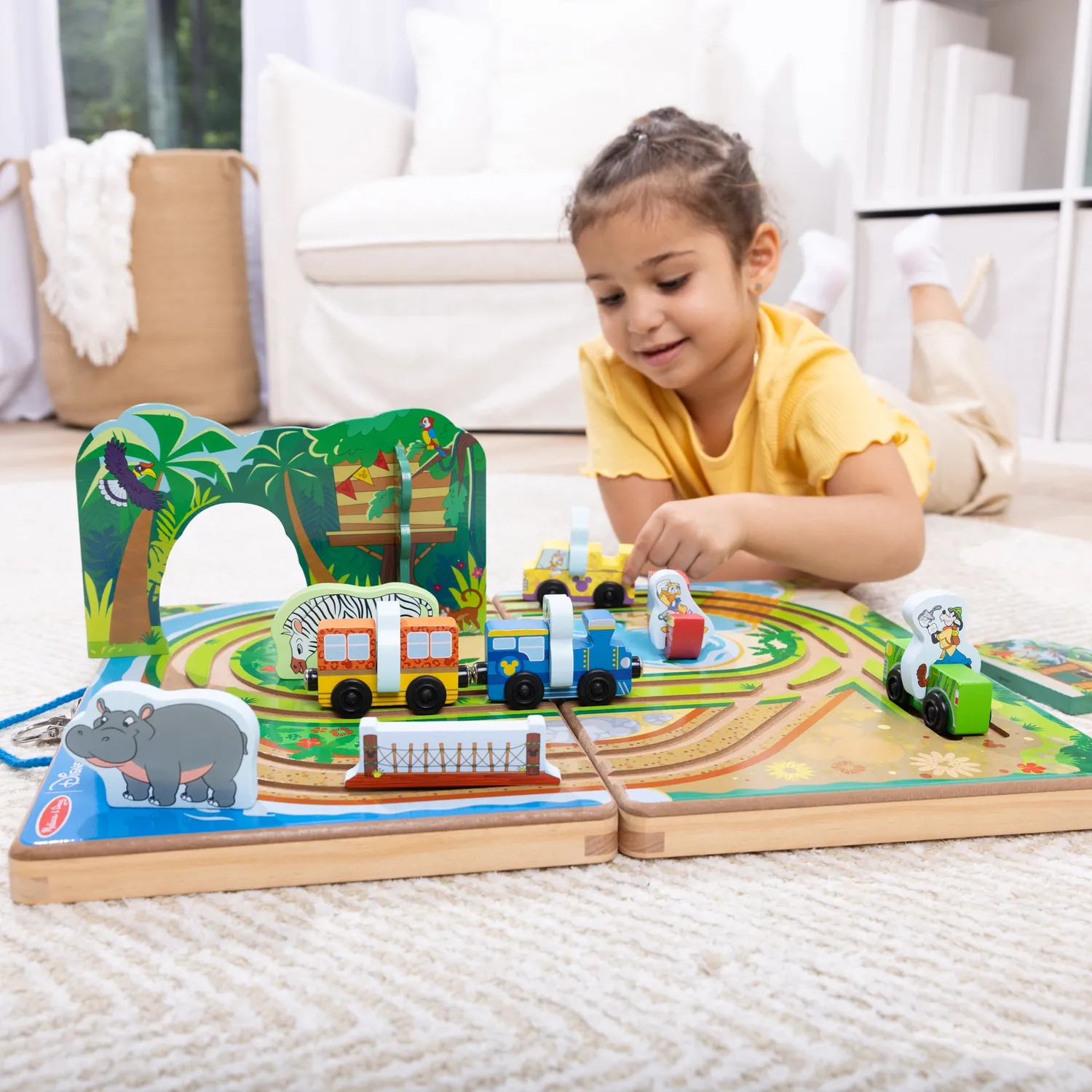 Melissa & Doug Disney Take-Along Safari Holzspielset Koffer