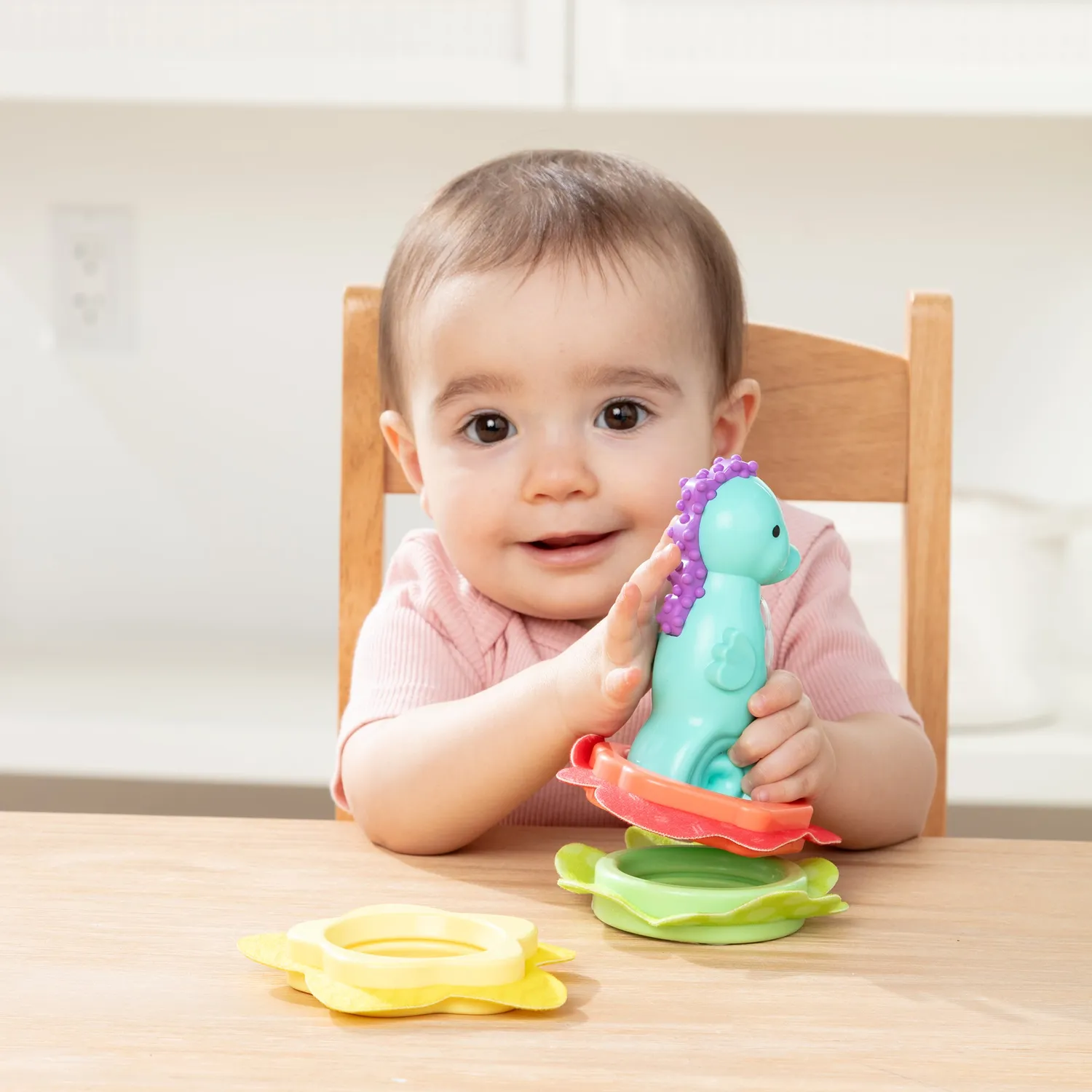 Melissa & Doug Ocean Waves Seahorse Steckspiel Baby ab Geburt
