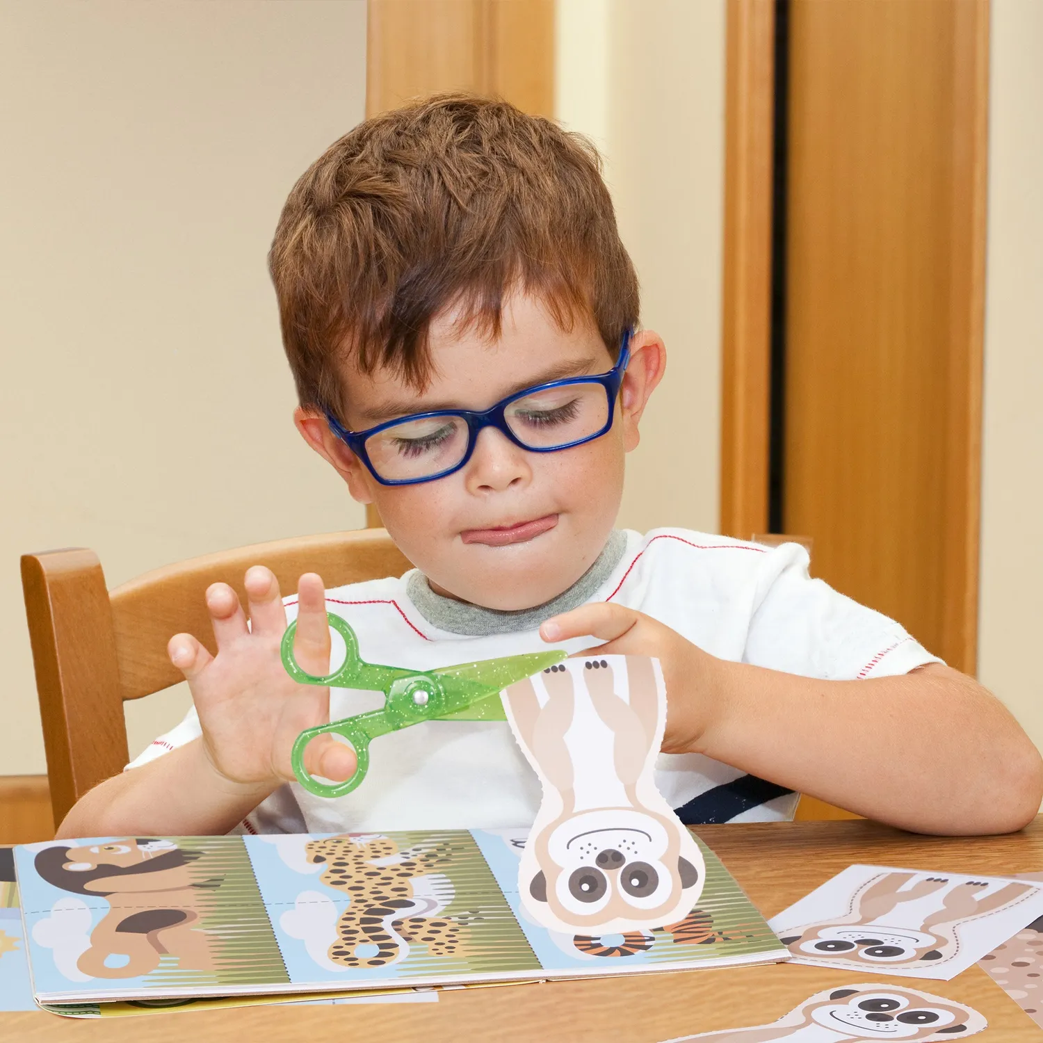 Melissa & Doug Safari Scissor Skills Scherenspiel mit Schere