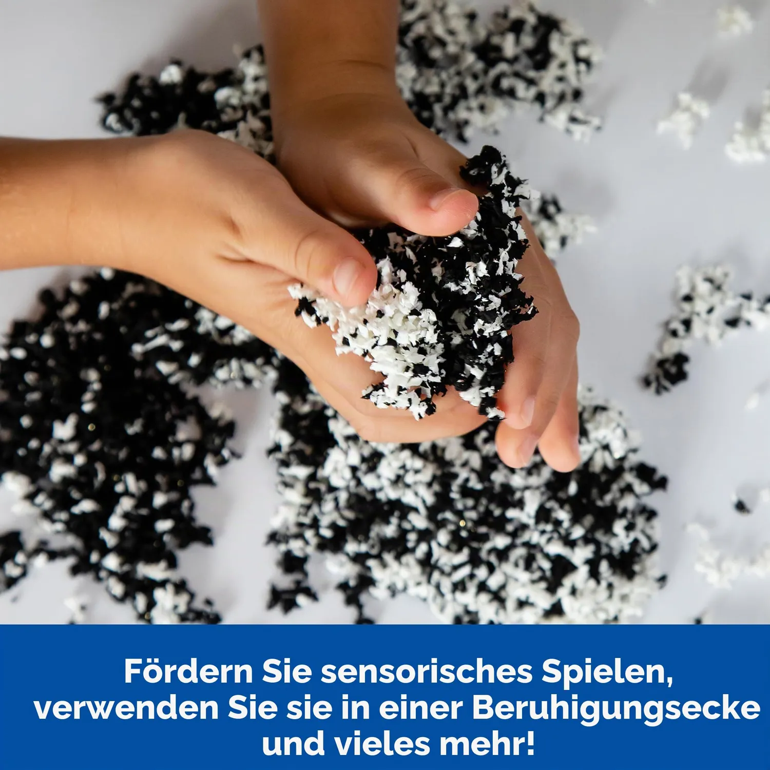 Learning Resources Playfoam Pluffle X-Röhre Sensorikspielzeug Schwarz-Weiß fliessend