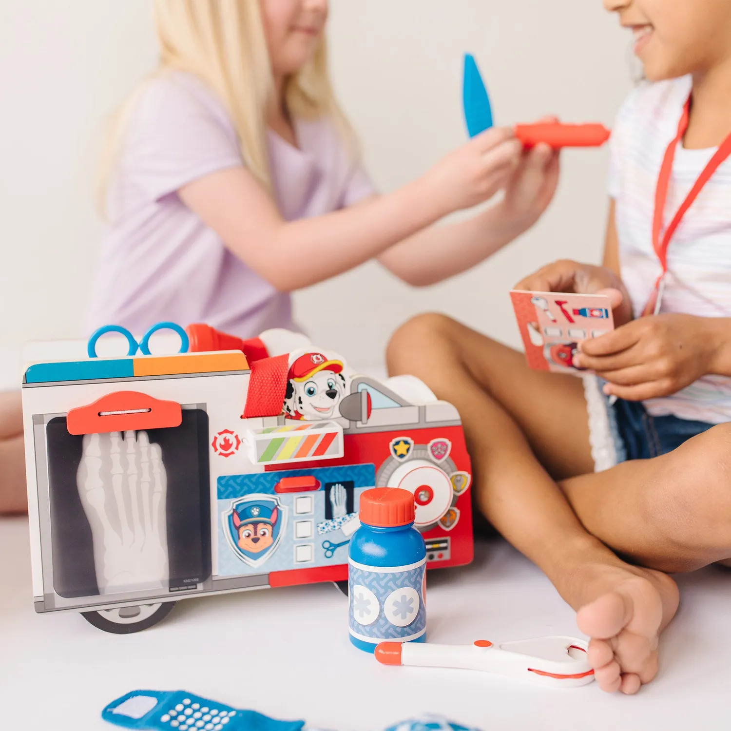Melissa & Doug PAW Patrol Marshall Arztkoffer Holz 14 Teile