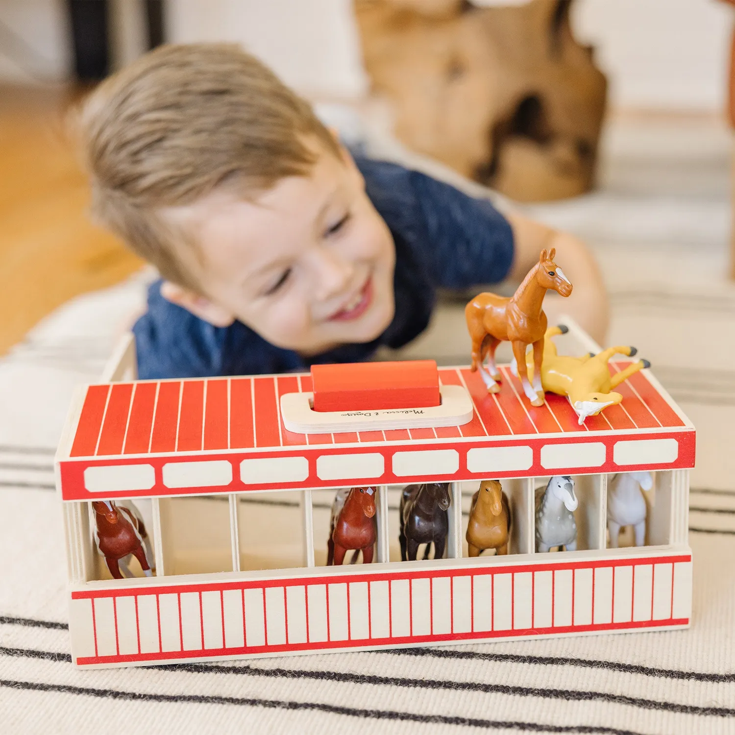 Melissa & Doug Take-Along Show-Horse Stable Pferdestall