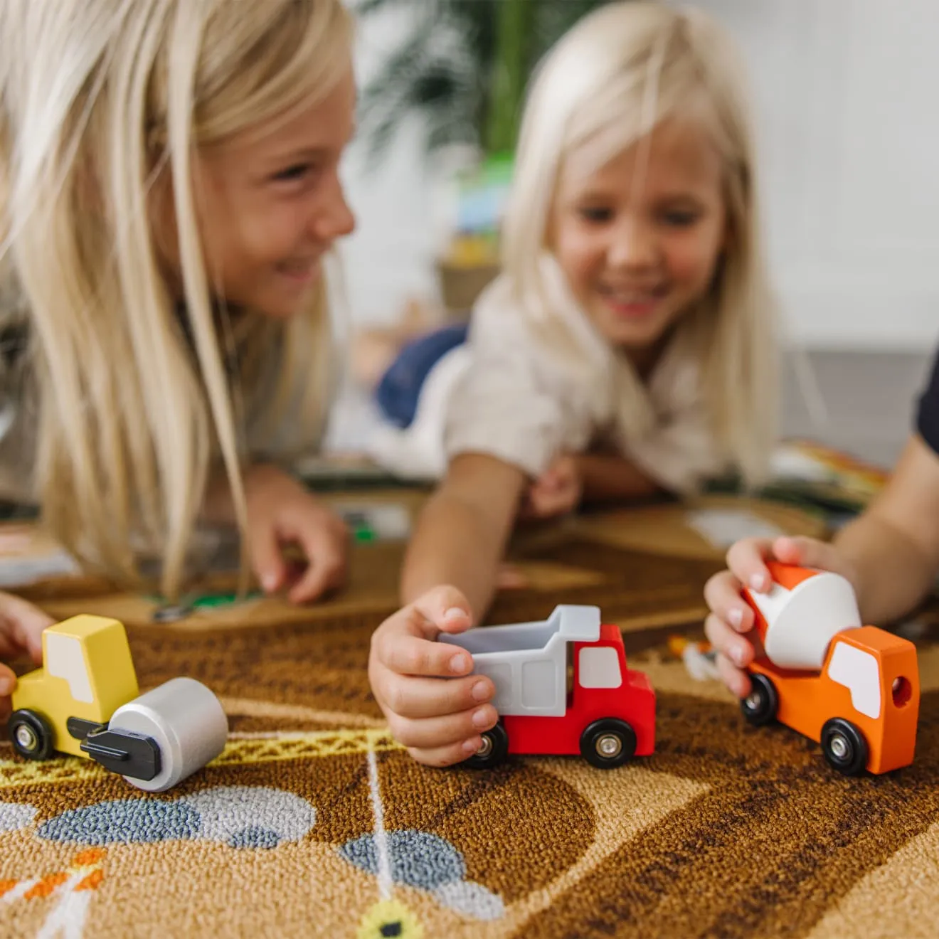 Melissa & Doug Construction Zone Spielteppich + 3 Fahrzeuge