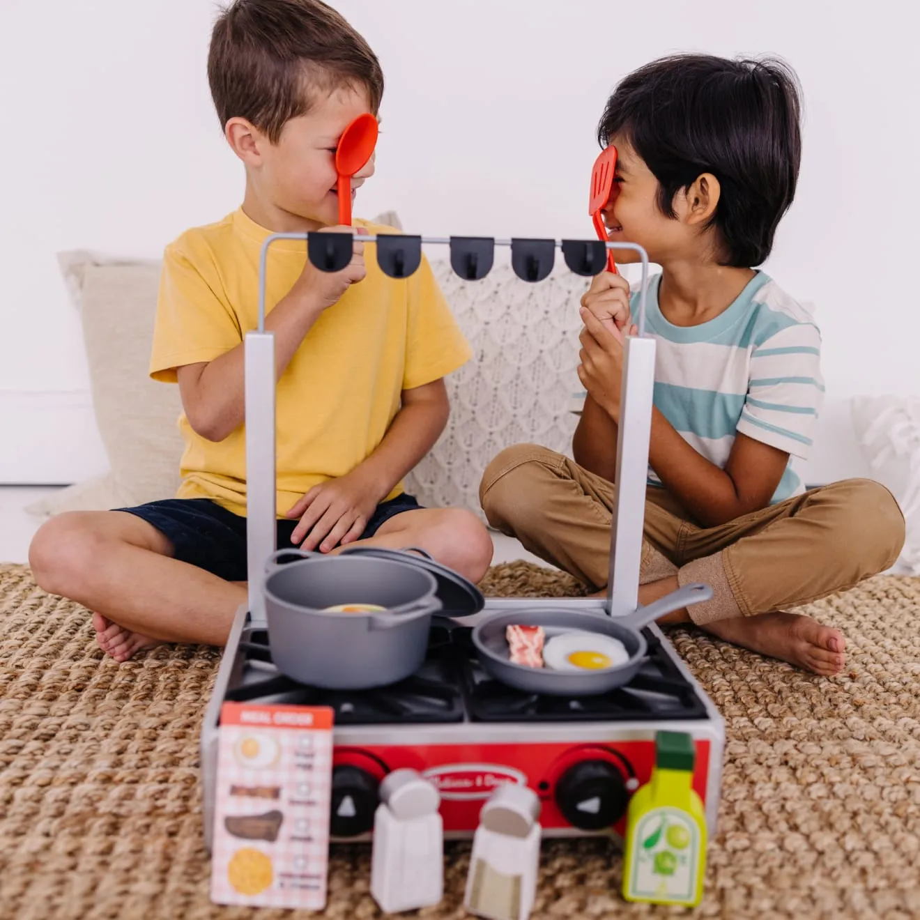 Melissa & Doug Deluxe Cooktop Spielherd Holz 19-teilig wendbar