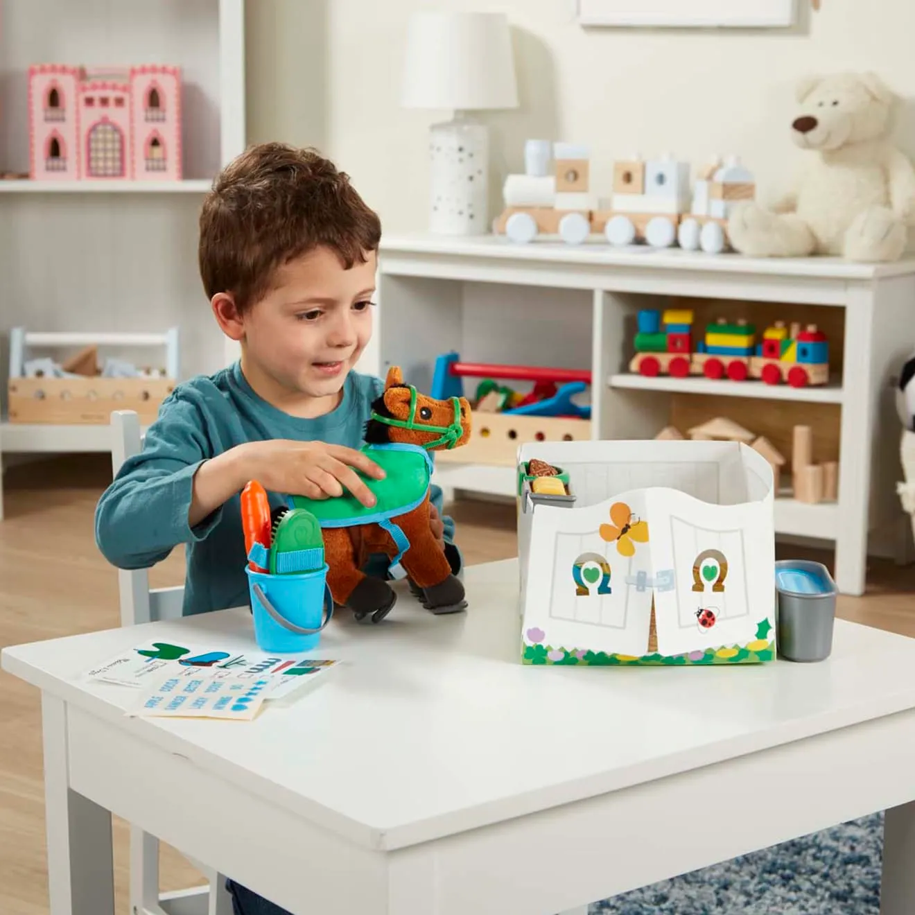 Melissa & Doug Feed & Groom Pferde-Pflegeset Plüschpferd