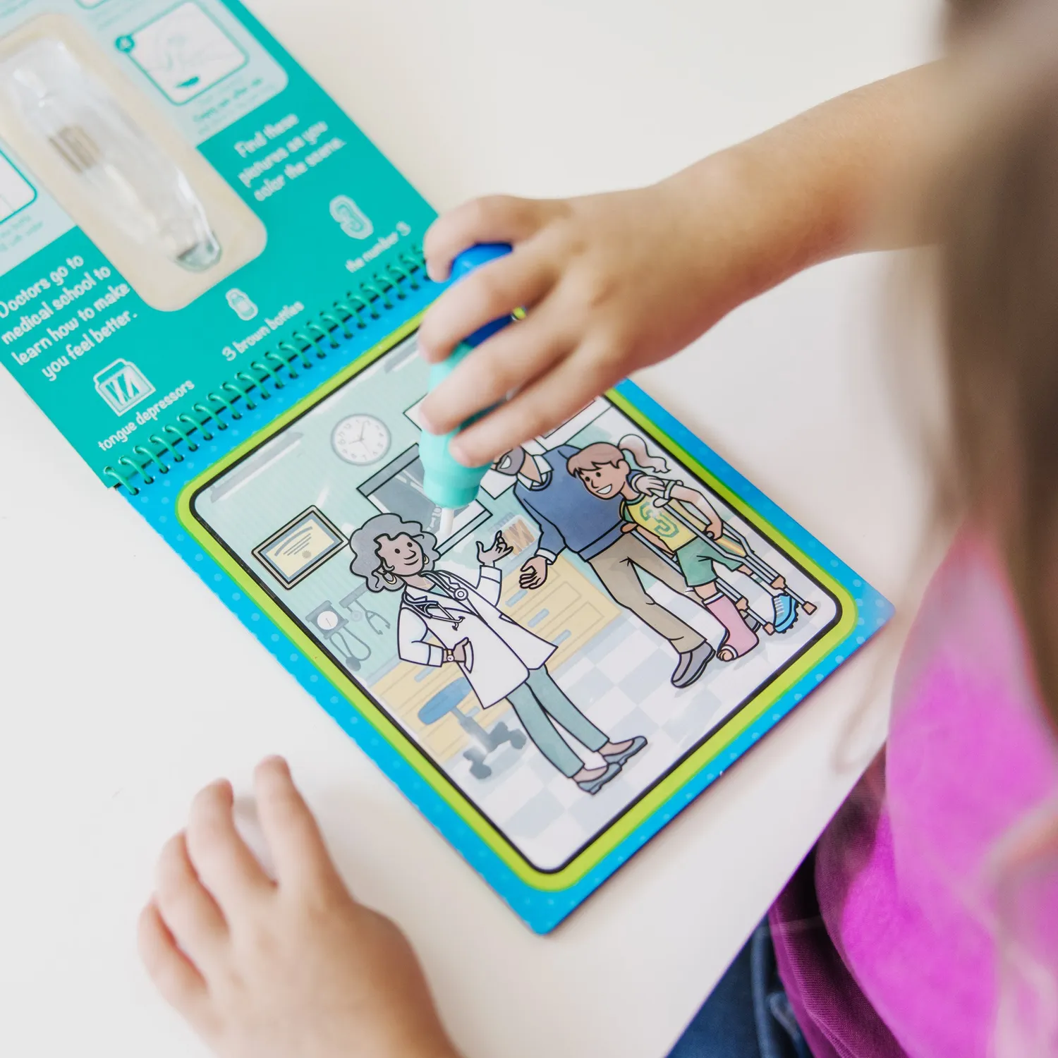 Melissa & Doug Water Wow Occupations Wassermalbuch mit Stift