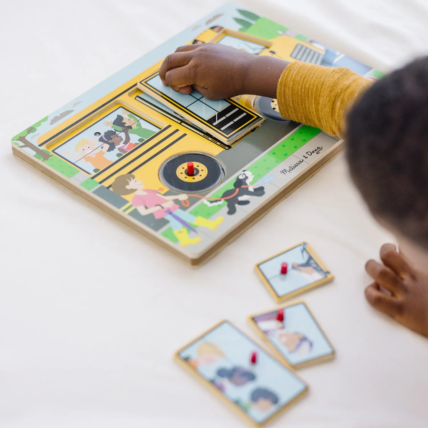 Melissa & Doug Wheels on the Bus Holzpuzzle 6 Teile mit Sound ab 2 Jahre