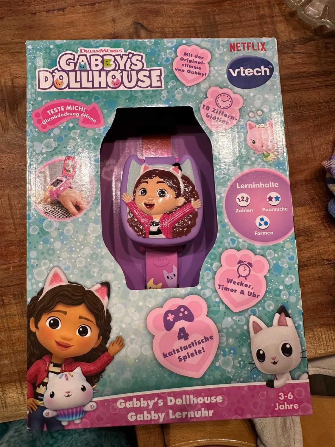 VTech Gabbys Dollhouse Lernuhr mit 4 Spielen und Stimme