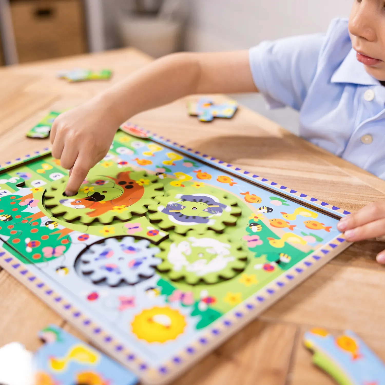 Melissa & Doug Animal Chase Holzpuzzle Zahnräder 24 Teile Tiere