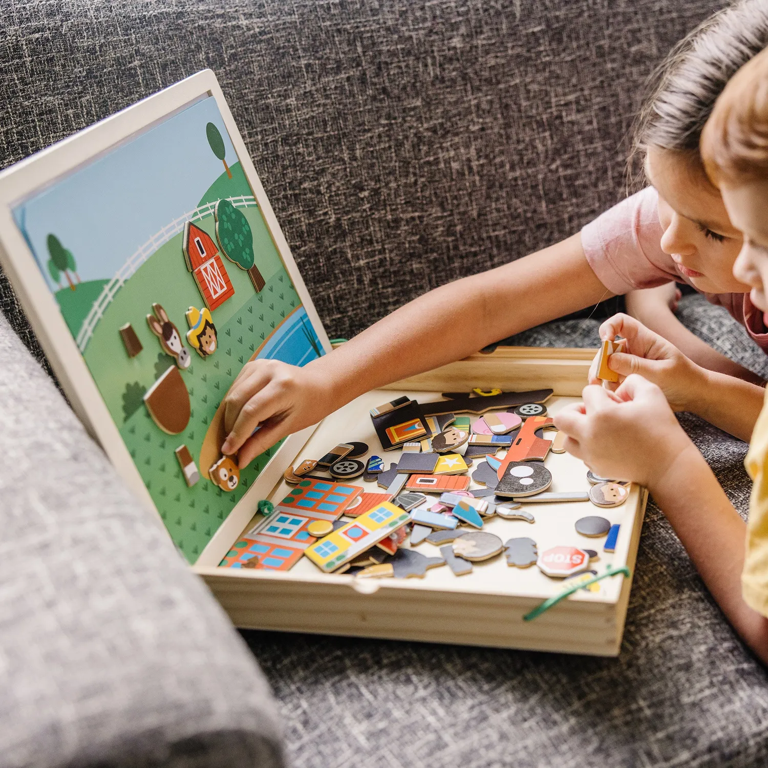 Melissa & Doug Magnetic Matching Magnetspiel 119-tlg