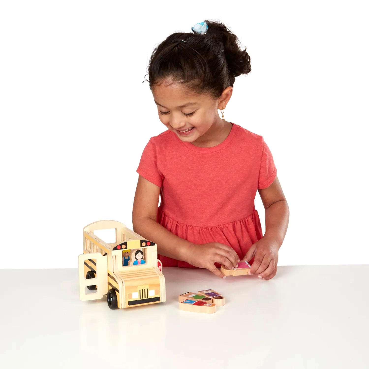 Melissa & Doug Wooden School Bus Schulbus Holz 8-teilig