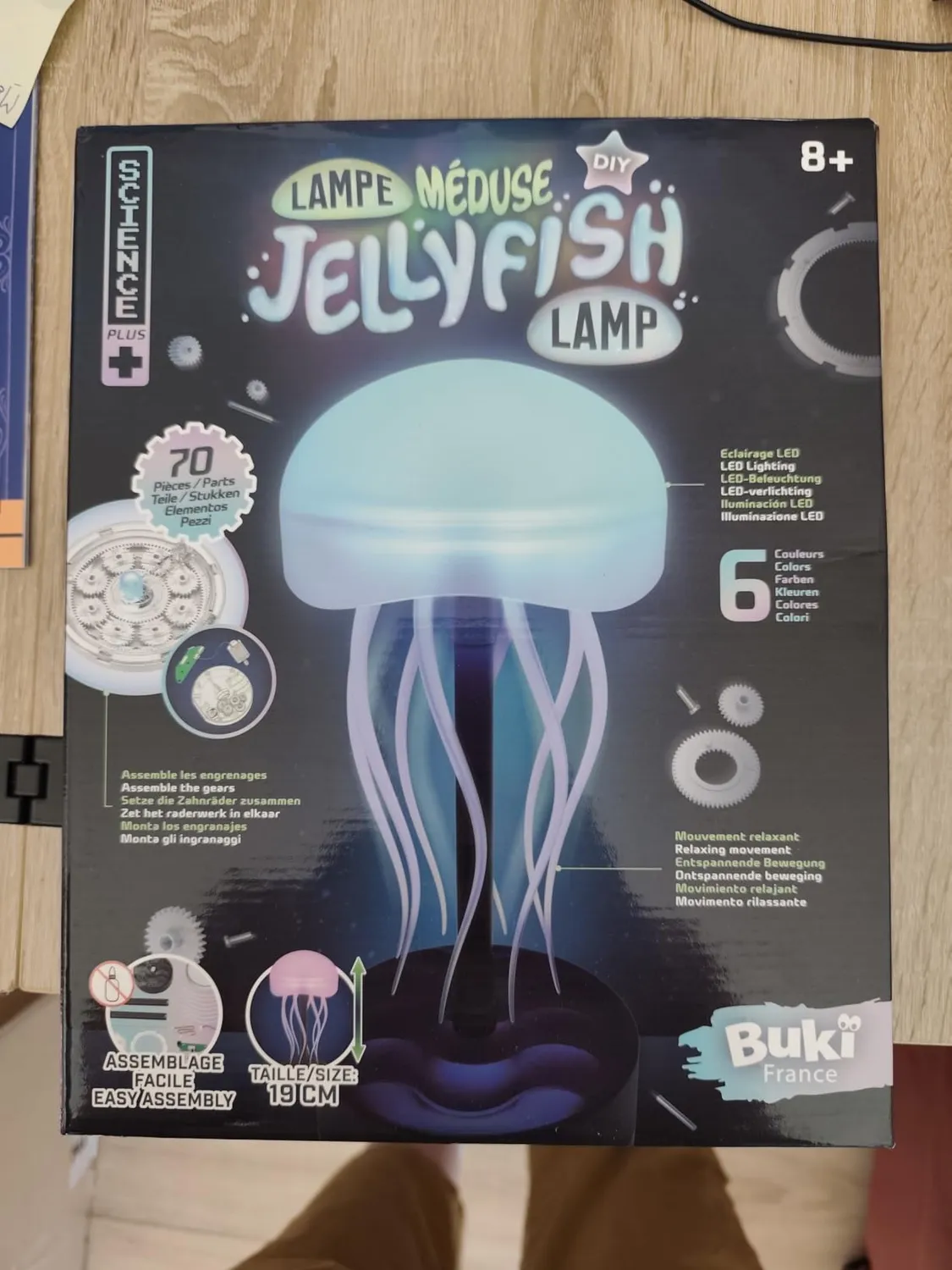Buki 7084 Quallenlampe Bastelset LED 6 Farben USB 19 cm