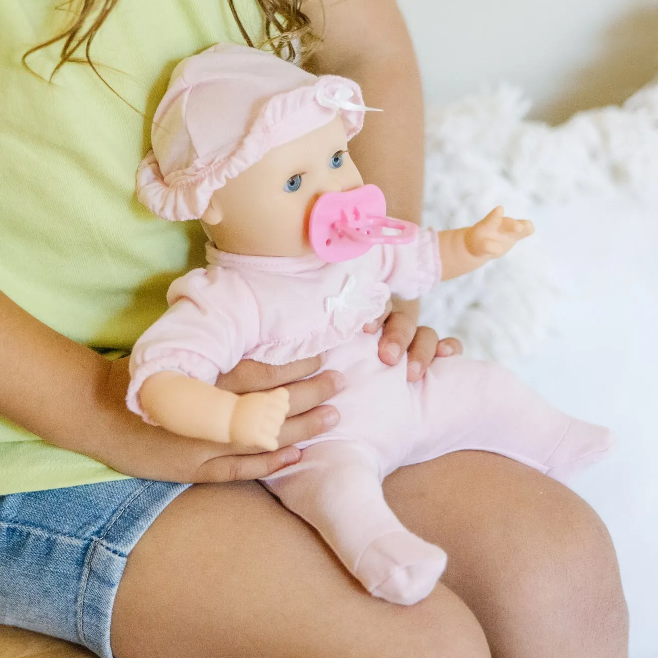 Melissa & Doug Jenna Babypuppe 30 cm mit Schnuller