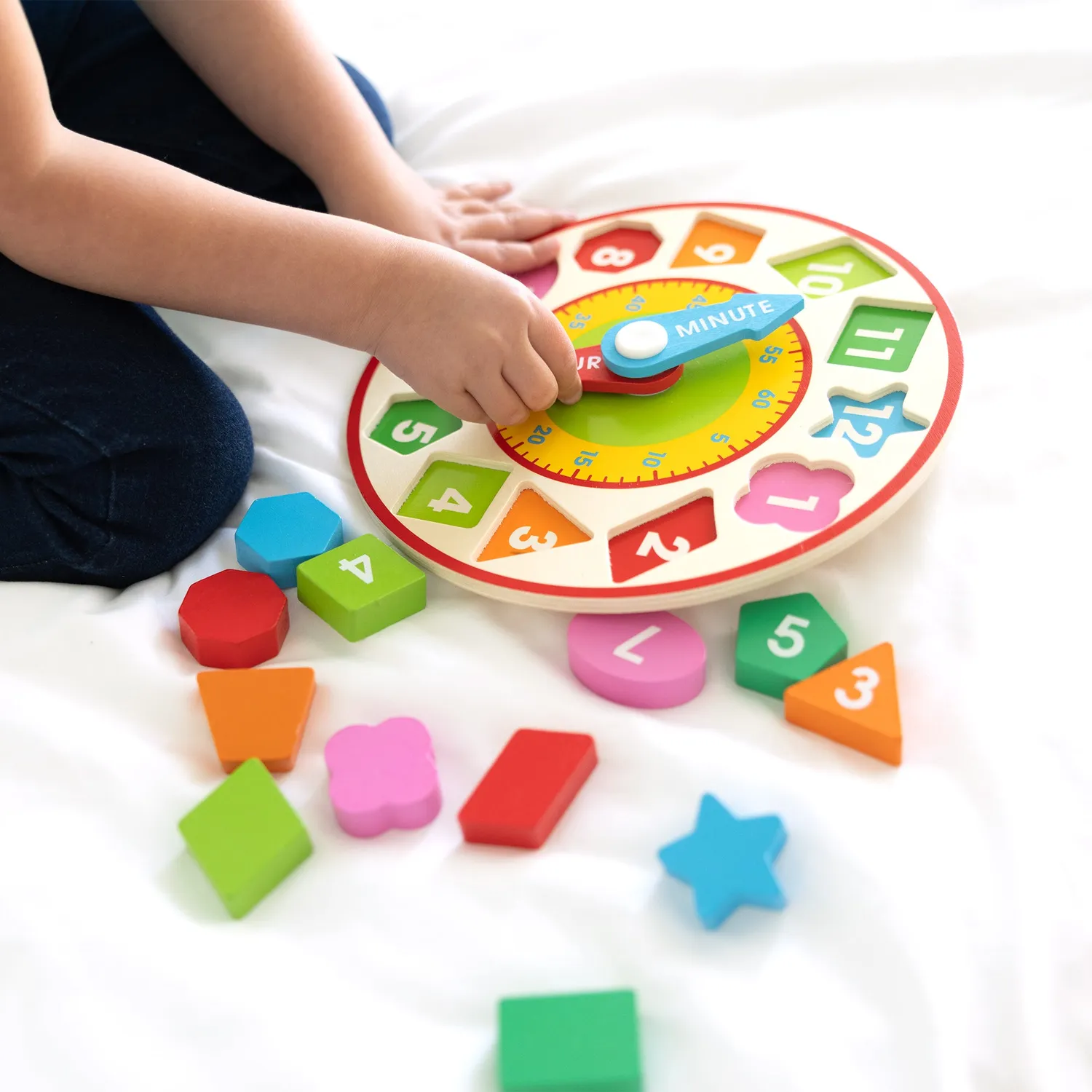 Melissa & Doug Shape Sorting Clock Lernuhr Holz Farben