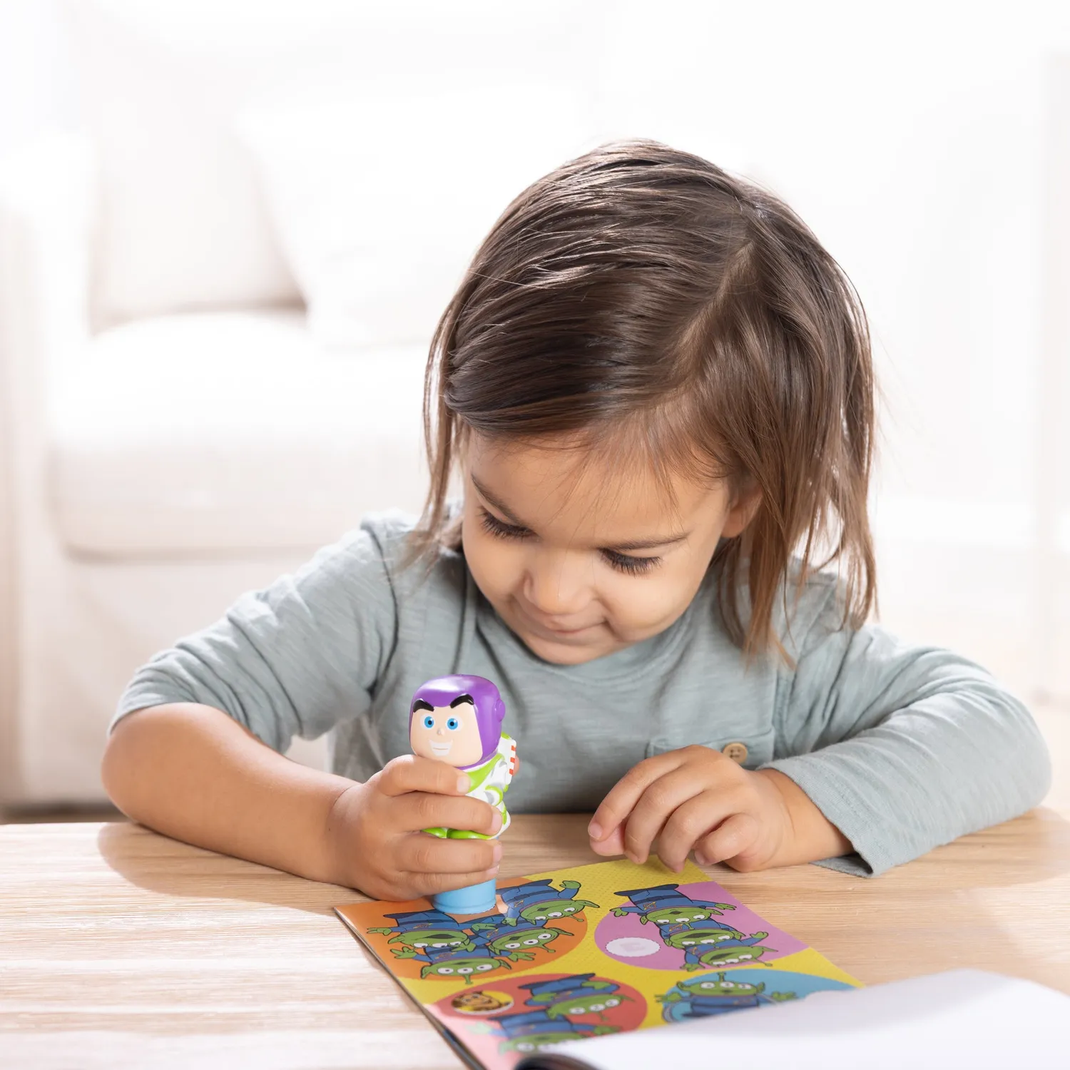 Melissa & Doug Sticker WOW! Buzz Lightyear Stickerbuch