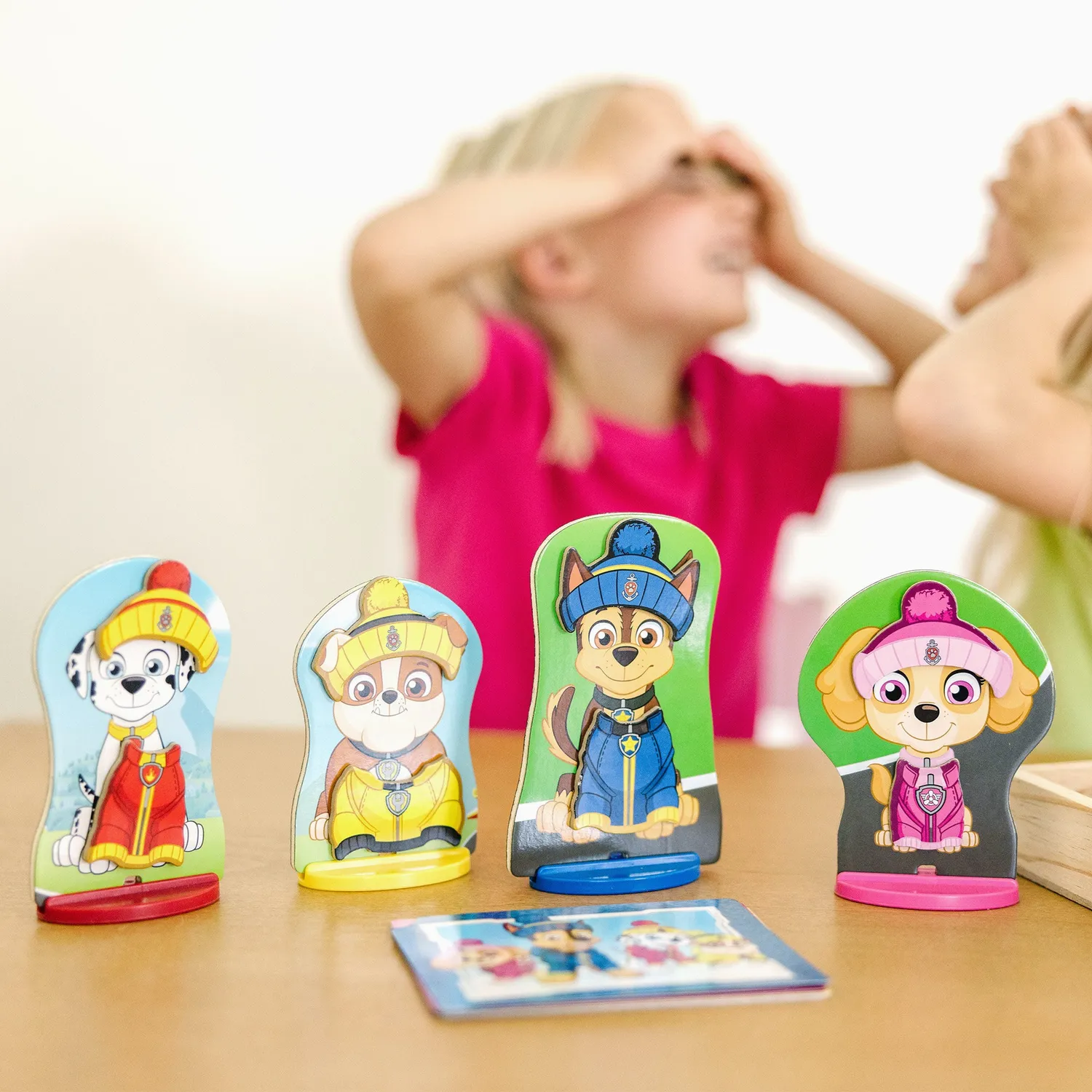Melissa & Doug PAW Patrol Magnetspiel Anziehpuppen Holz